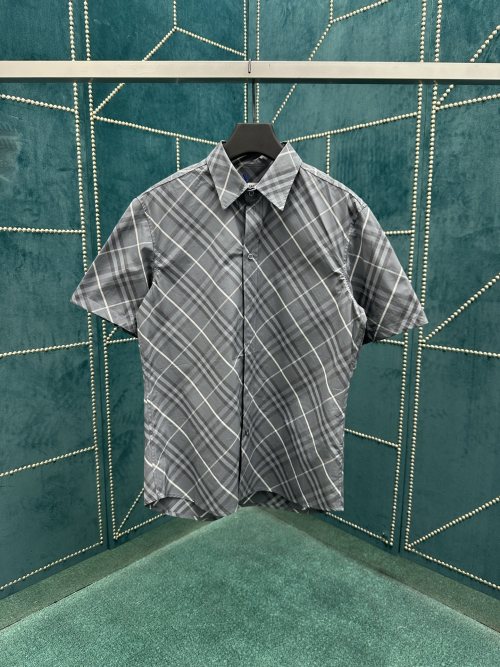 Burberry Men's Gray Check Short Sleeve Casual Shirt - Italian Cotton 1 Burberry Men's Gray Check Short Sleeve Casual Shirt - Italian Cotton