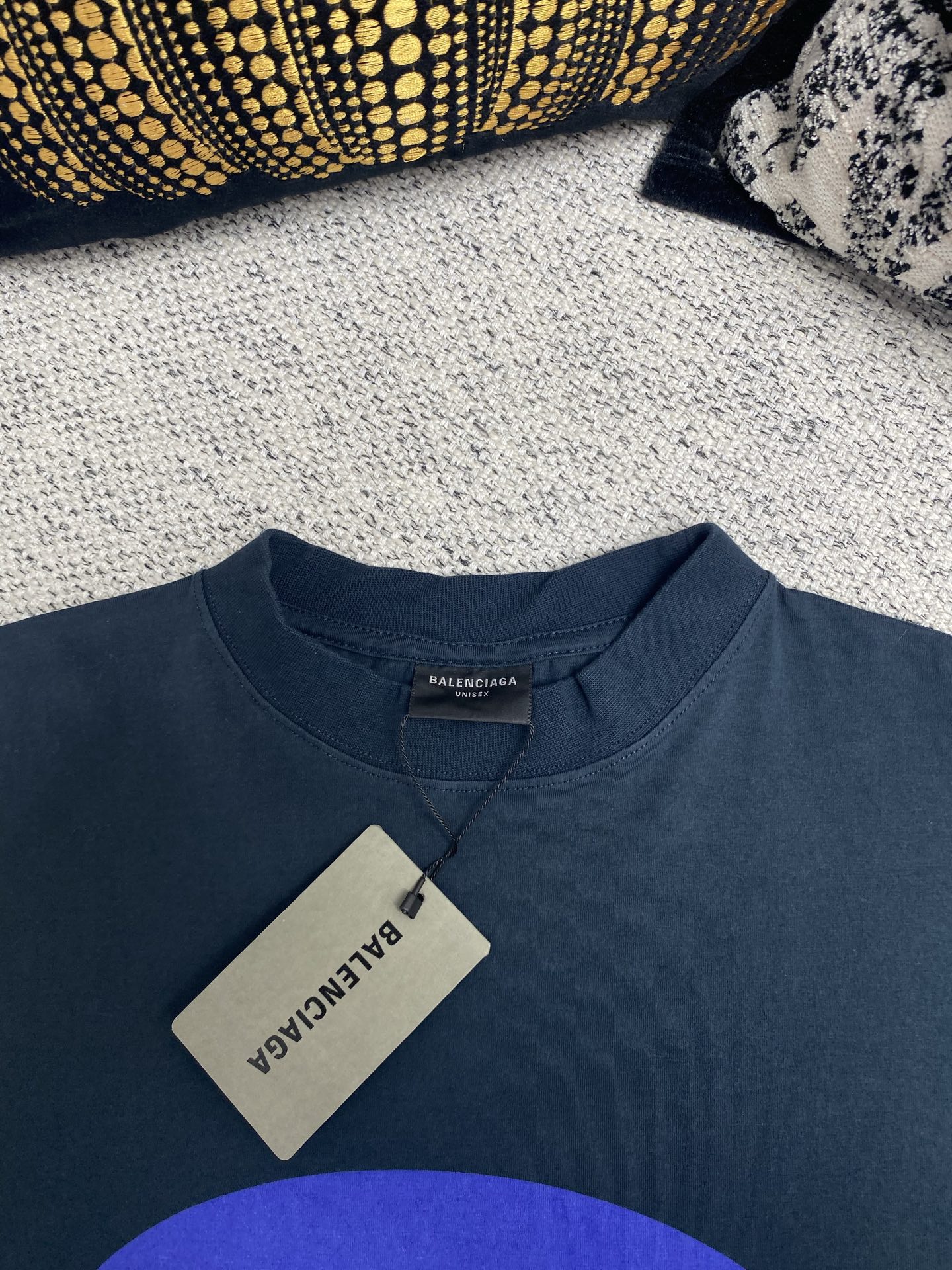  巴黎           25ss新款Balenciaga I Scholl男士褪色黑色平纹针织廓形T