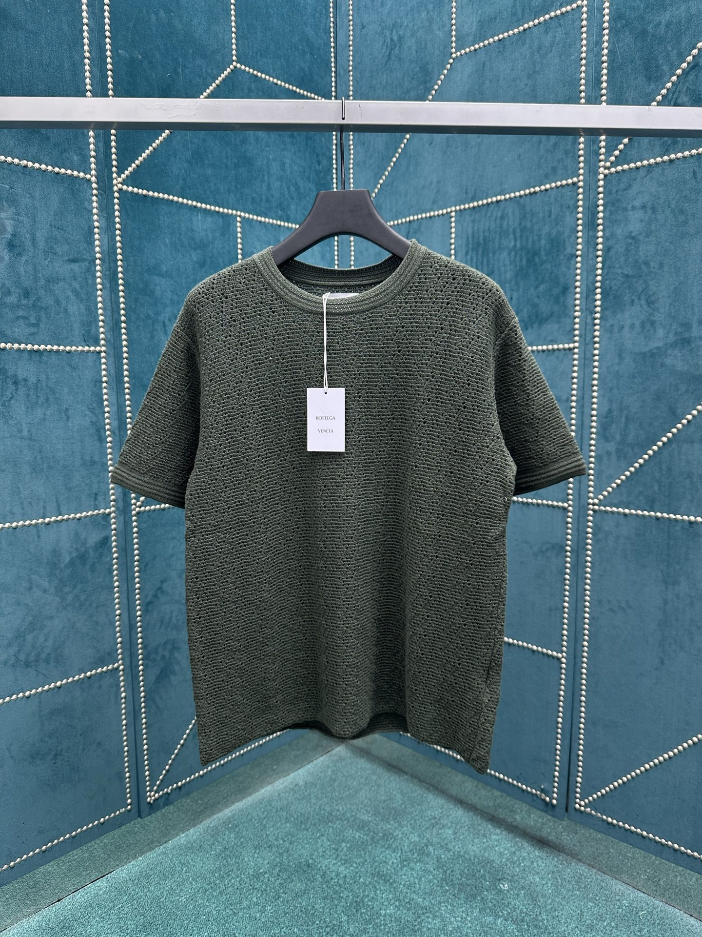 NO:454858,BV simple, comfortable and versatile texture knitted slim straight short-sleeved T-shirt, high-end S.M.L, bottega veneta, T-shirt,tees, t-shirt, alexander wang19860909BV 简约舒适百搭纹理针织修身直筒短袖T恤 ,高版本 码数S.M.L,,bottega veneta,T-shirt,tees，t-shirt,alexander wang,Men's clothing