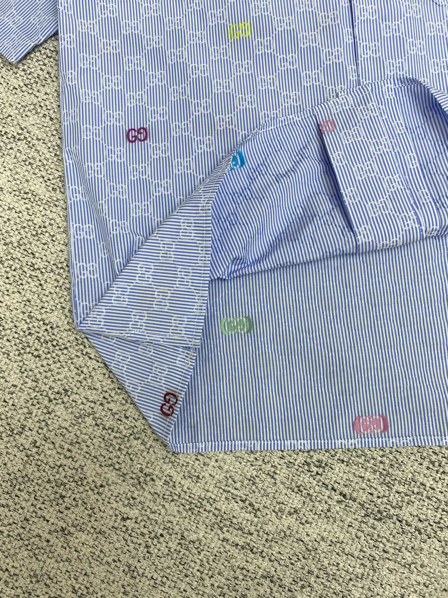 Gucci Striped Cotton Shirt with Multicolor GG Logo Details - Short Sleeve 7 i1751872802973 6479 0 6