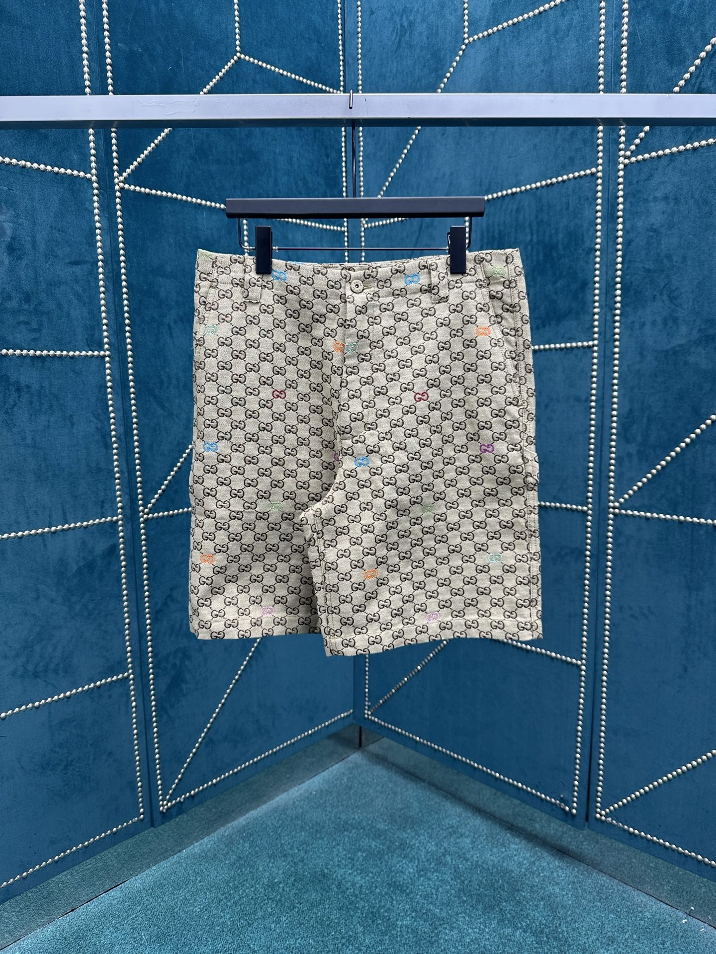 NO:454876,G Home 25ss new shorts are made of camel and dark brown GG canvas, embellishing the whole body GG shredded to fully express the unique charm. S.M.L.XL., gucci, shorts, alexander wang19860909G家 25ss新款短裤以驼色和深棕色GG帆布打造,缀饰通体GG切丝,尽释别致风韵. 码数S.M.L.XL.,,gucci,shorts,alexander wang,Men's clothing