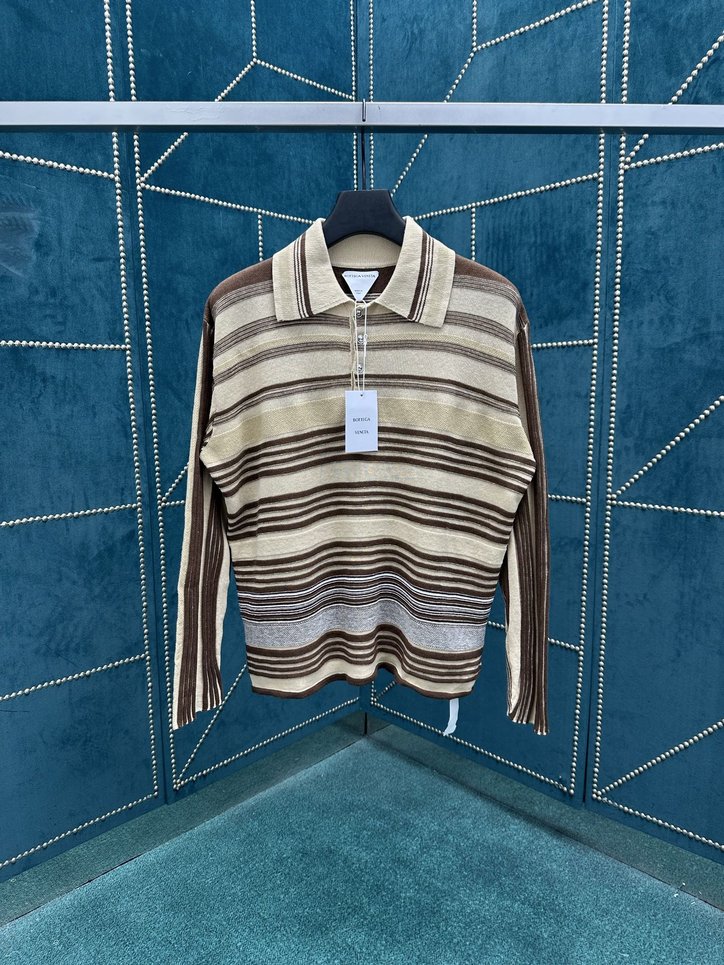 NO:462133,BV 25ss new striped long-sleeved Polo shirt men's beige high-version S.M.L., bottega veneta, alexander wang19860909BV 25ss新款条纹长袖Polo衫 男款 米色高版本 码数S.M.L.,,bottega veneta,alexander wang,Men's clothing