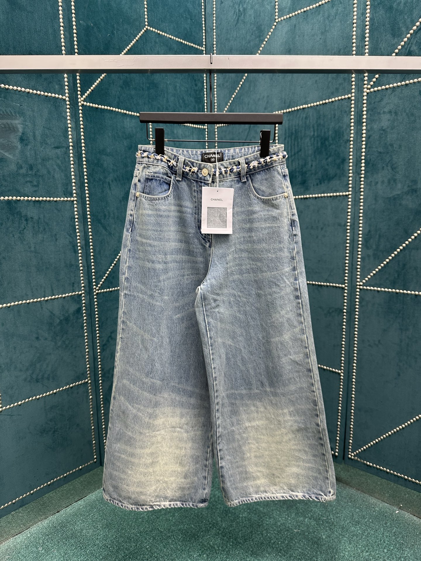 NO:465230,Chanel 25ss new high-end handicraft workshop series wash pocket straight jeans women's model size 36.38.40., Chanel, jeans, alexander wang19860909香奈儿25ss新款高级手工坊系列 水洗口袋直筒牛仔裤 女款 码数36.38.40.,,chanel,jeans,alexander wang,Men's clothing