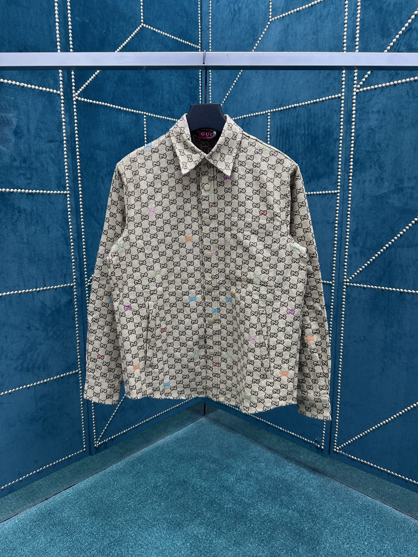 NO:473978,G Home 25ss new jacket is made of camel and dark brown GG canvas, with GG shredded whole body to fully express the unique charm. The number is 46.48.50.52., gucci, jackets & coats, alexander wang19860909G家25ss新款夹克以驼色和深棕色GG帆布匠心打造,通体缀饰GG切丝,尽释别致风韵. 码数46.48.50.52.,,gucci,jackets & coats,alexander wang,Men's clothing