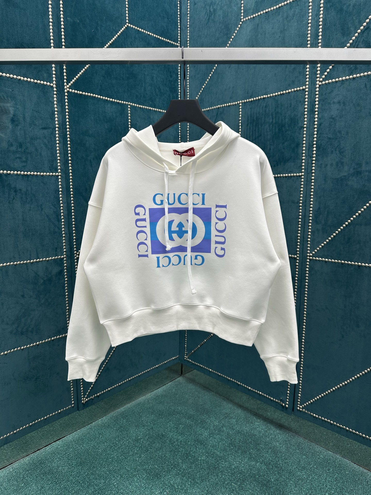 NO:482552,G Home 25ss new double-layer knitted cotton sweatshirt with fixed hood and ingeniously embellished Gucci retro logo print. S.M.L., gucci, gucci, hoodie, sweatshirts, hats, alexander wang19860909G家25ss新款双层针织棉卫衣配有固定兜帽,前幅匠心缀饰Gucci复古标识印花. 码数S.M.L.,,gucci,gucci,hoodie,sweatshirts,hats,alexander wang,Men's clothing