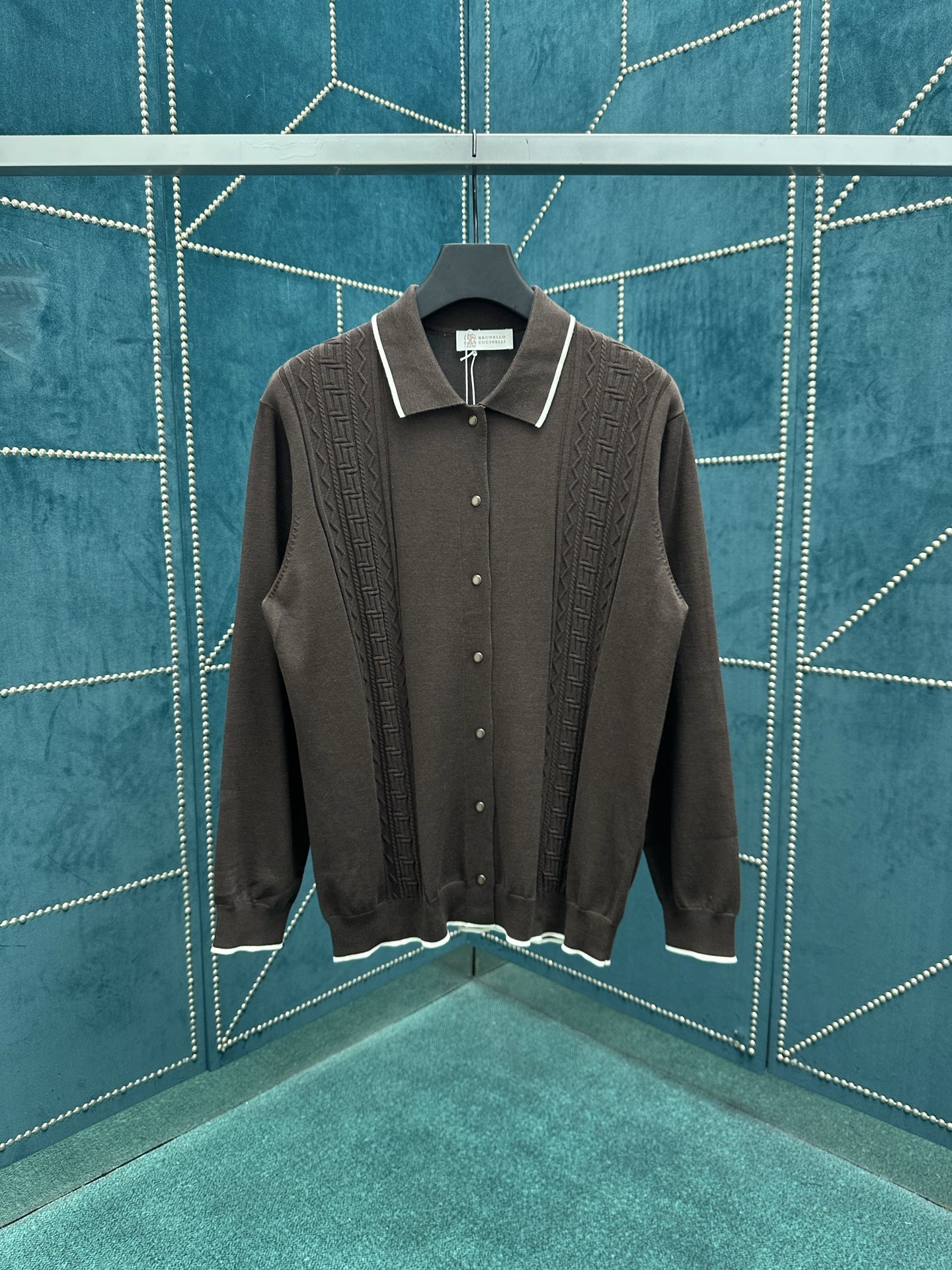 NO:496382,BC 25ss new solid color single-breasted long-sleeved shirt, same style as men and women, high version!  S.M.L.,shirts,alexander wang19860909BC 25ss新款纯色单排扣长袖衬衫 男女同款 高版本！ 码数S.M.L.,,shirts,alexander wang,Men's clothing