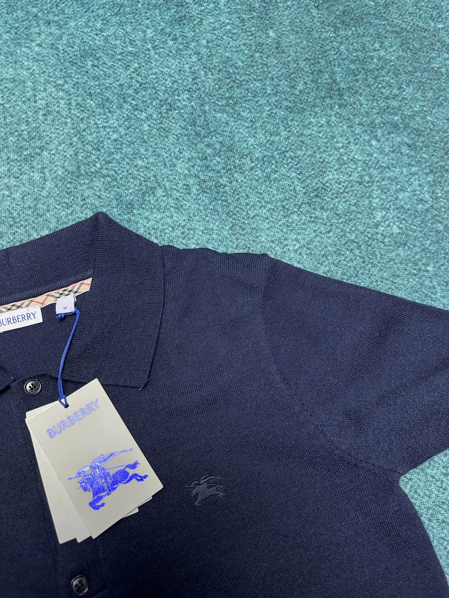 “P684 Pablo 25ss Knitted Shirts with Horseman Emblem in Light Wool Twirling Fabrics” - 图片 4