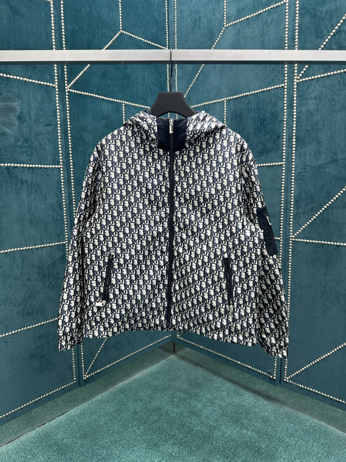 NO:506233,Dior 25ss new Oblique printed zippered hooded jacket for men and women, size 48.50.52.54.56.,,dior,jackets & coats,hats,alexander wang19860909迪奥 25ss新款 Oblique 印花满印拉链连帽夹克 男女同款 码数48.50.52.54.56.,,dior,jackets & coats,hats,alexander wang,Men's clothing