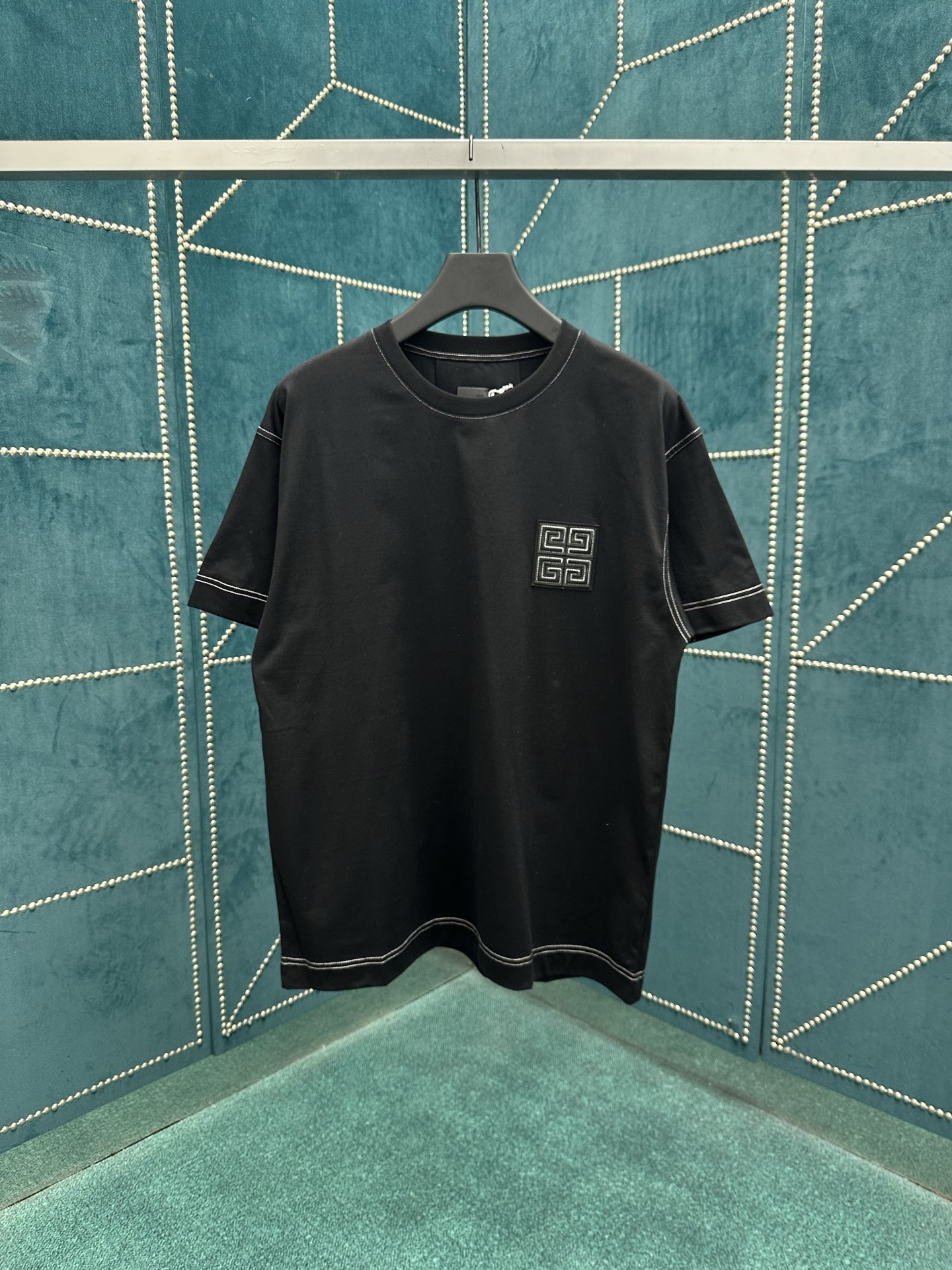 NO:512938,Givenchy 25ss new logo logo round neck pullover loose short-sleeved T-shirt for men. High-version S.M.L.XL., givennchy, T-shirt,tees, t-shirt,alexander wang19860909纪梵希 25ss新款Logo徽标圆领套头宽松短袖T恤 男款 高版本 码数S.M.L.XL.,,givenchy,T-shirt,tees，t-shirt,alexander wang,Men's clothing