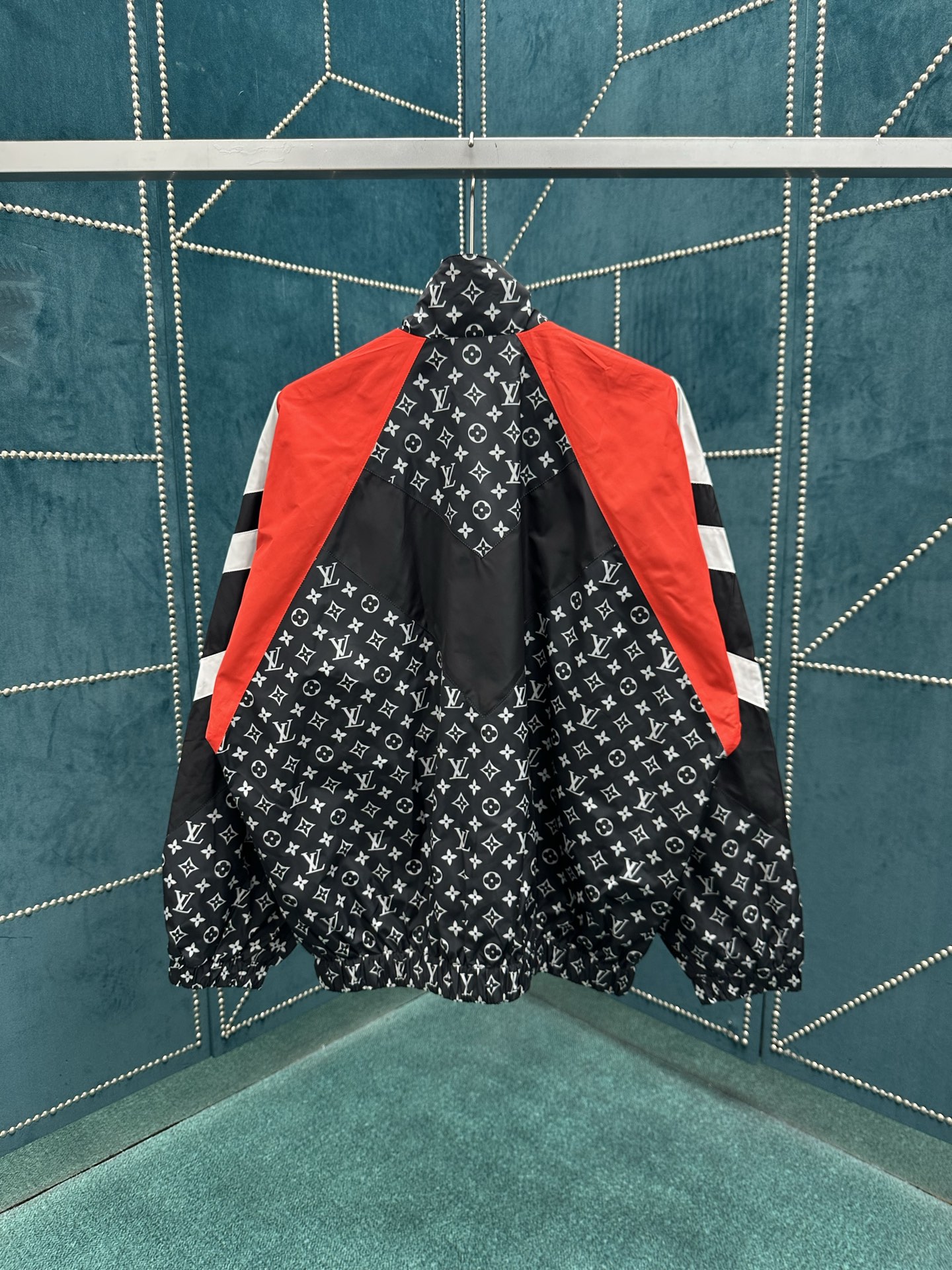 Alternative view of Louis Vuitton Jacket 07997