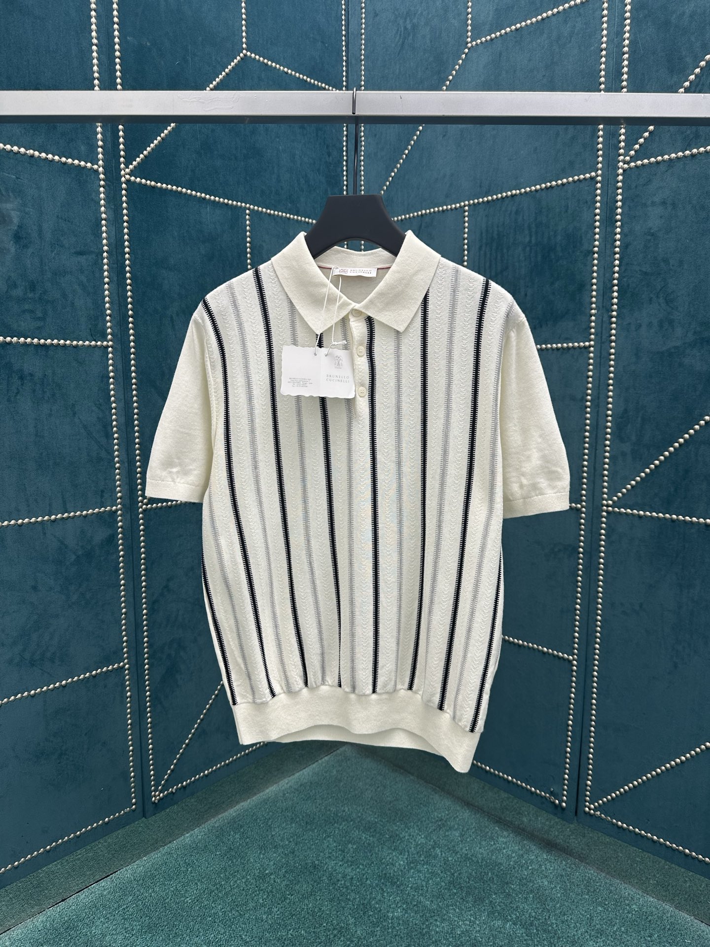NO:512091,BC 25ss new striped pullover straight short-sleeved Polo shirt men's white Size S.M.L.XL., T-shirt,alexander wang19860909BC 25ss新款条纹套头直筒短袖Polo衫 男款 白色 码数S.M.L.XL.,,T-shirt,alexander wang,Men's clothing
