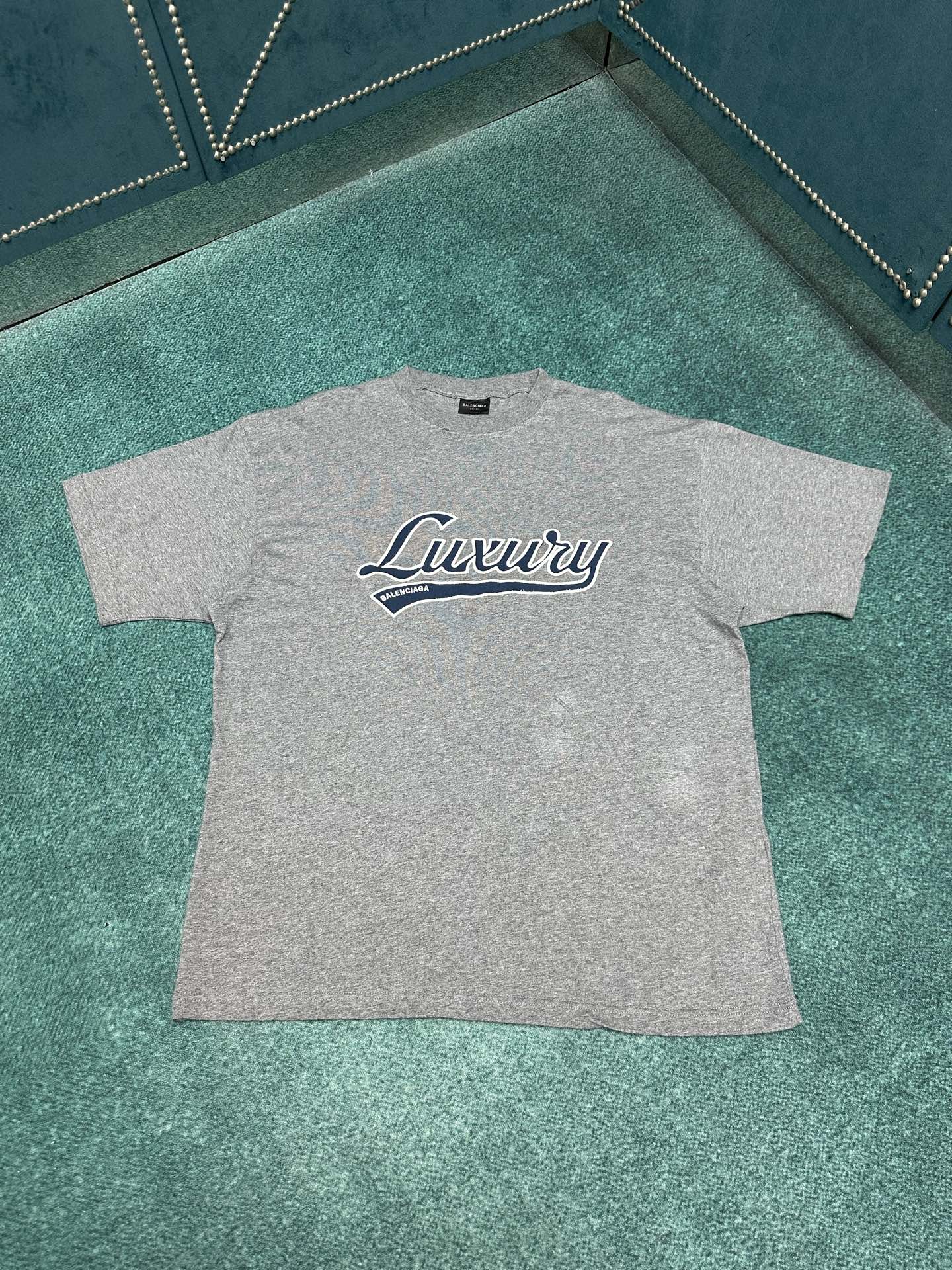 NO:517156,Paris 25ss new LUXURY SCRIPT round neck printed short-sleeved T-shirt loose fit men's size XS.S.M., T-shirt,tees, t-shirt,alexander wang19860909巴黎25ss新款LUXURY SCRIPT圆领印花短袖T恤 宽松版型 男款 码数XS.S.M.,,T-shirt,tees，t-shirt,alexander wang,Men's clothing