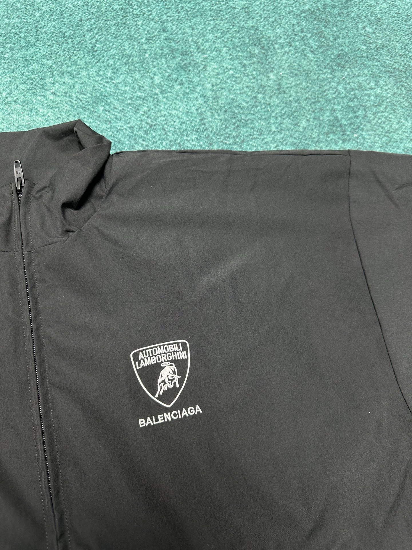 巴黎 25ss新款Automobili Lamborghini 联名款 兰博基尼纯色运动夹克外套 宽松版