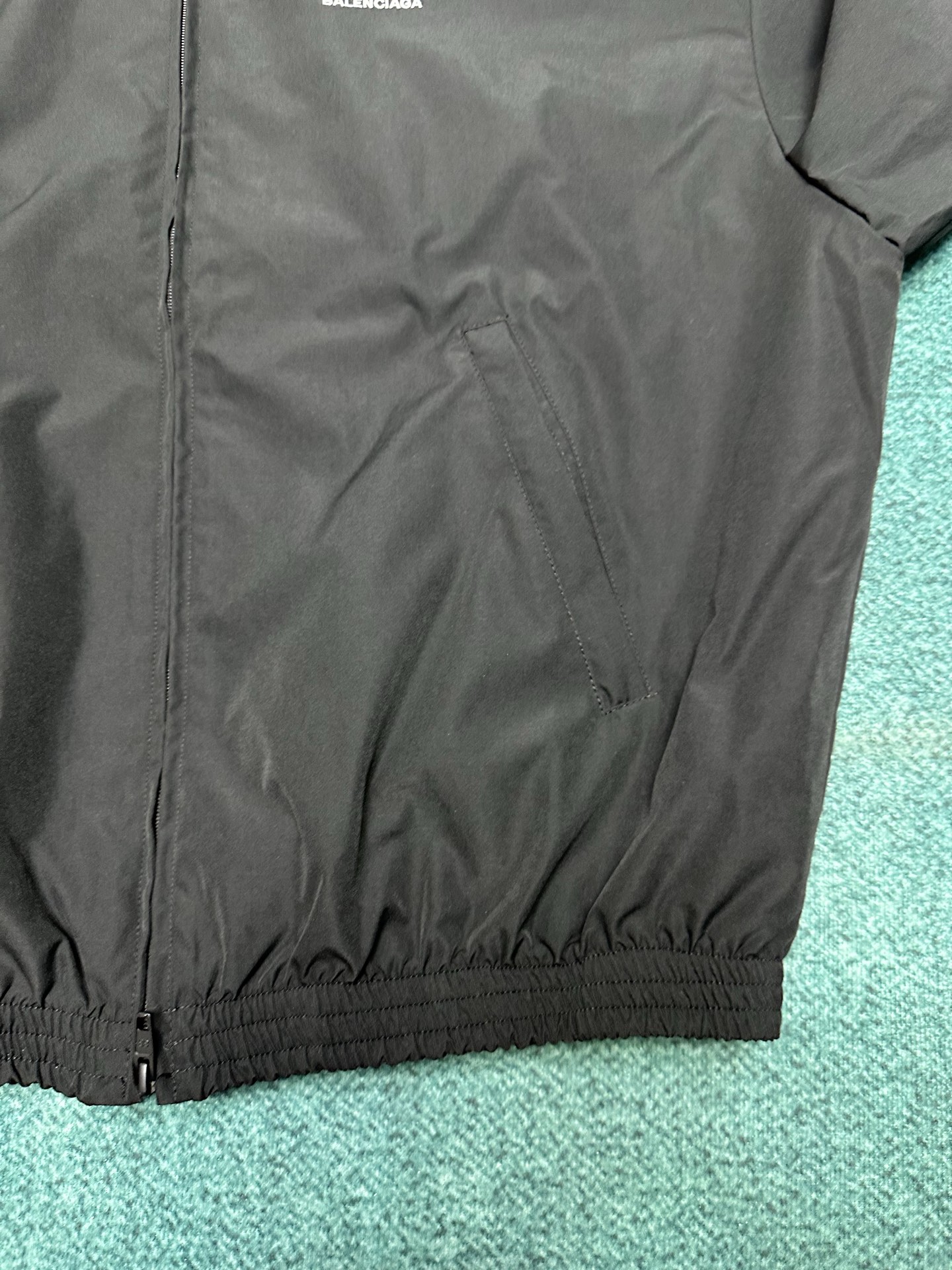 巴黎 25ss新款Automobili Lamborghini 联名款 兰博基尼纯色运动夹克外套 宽松版