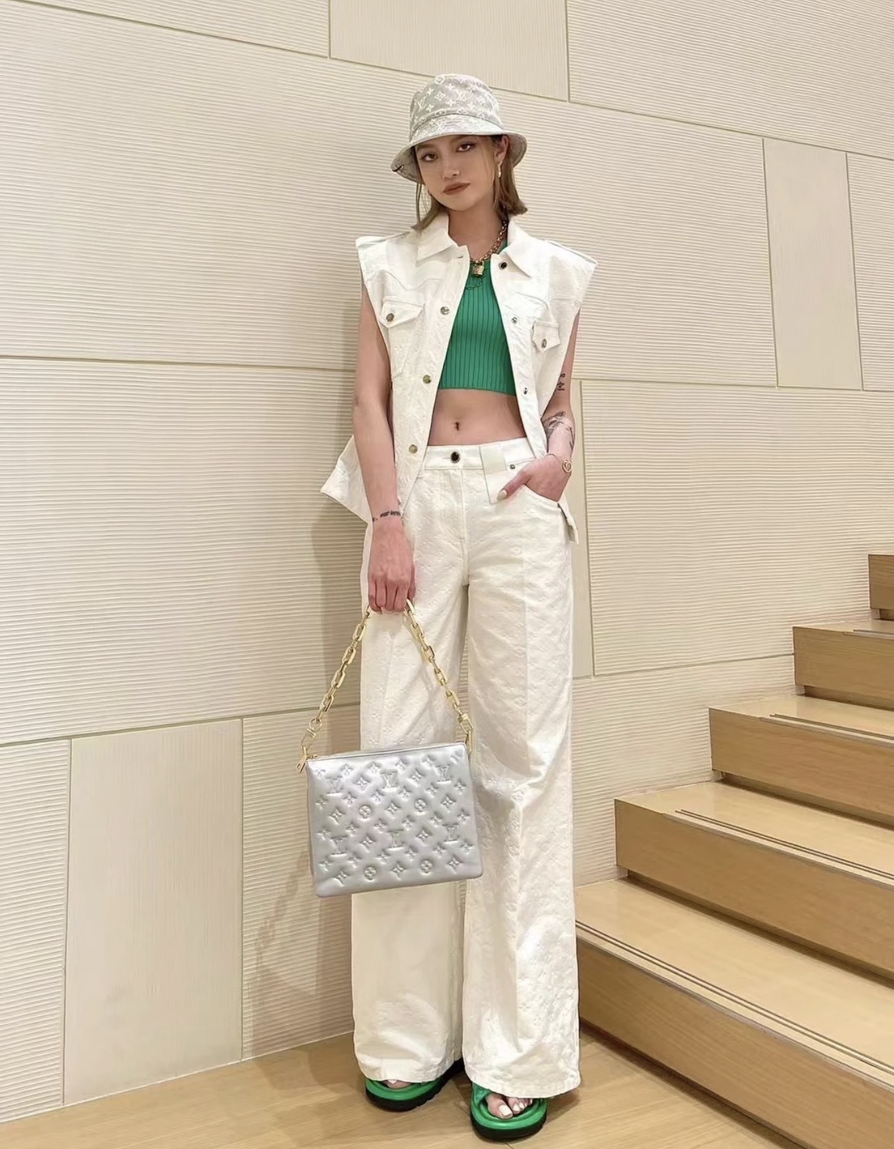 NO:520576,Model pictures, alexander wang19860909模特图,,alexander wang,Men's clothing