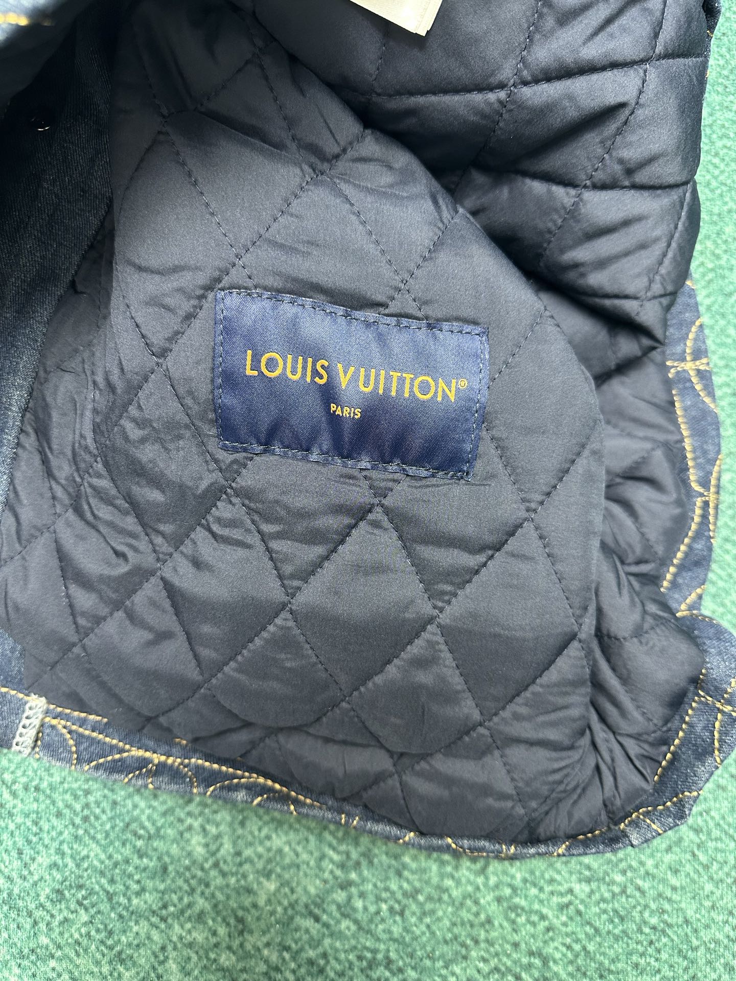 驴家 25ss新款牛仔工装束腰夹克出自 2025 秋冬秀场 Pharrell Williams 与 Ni