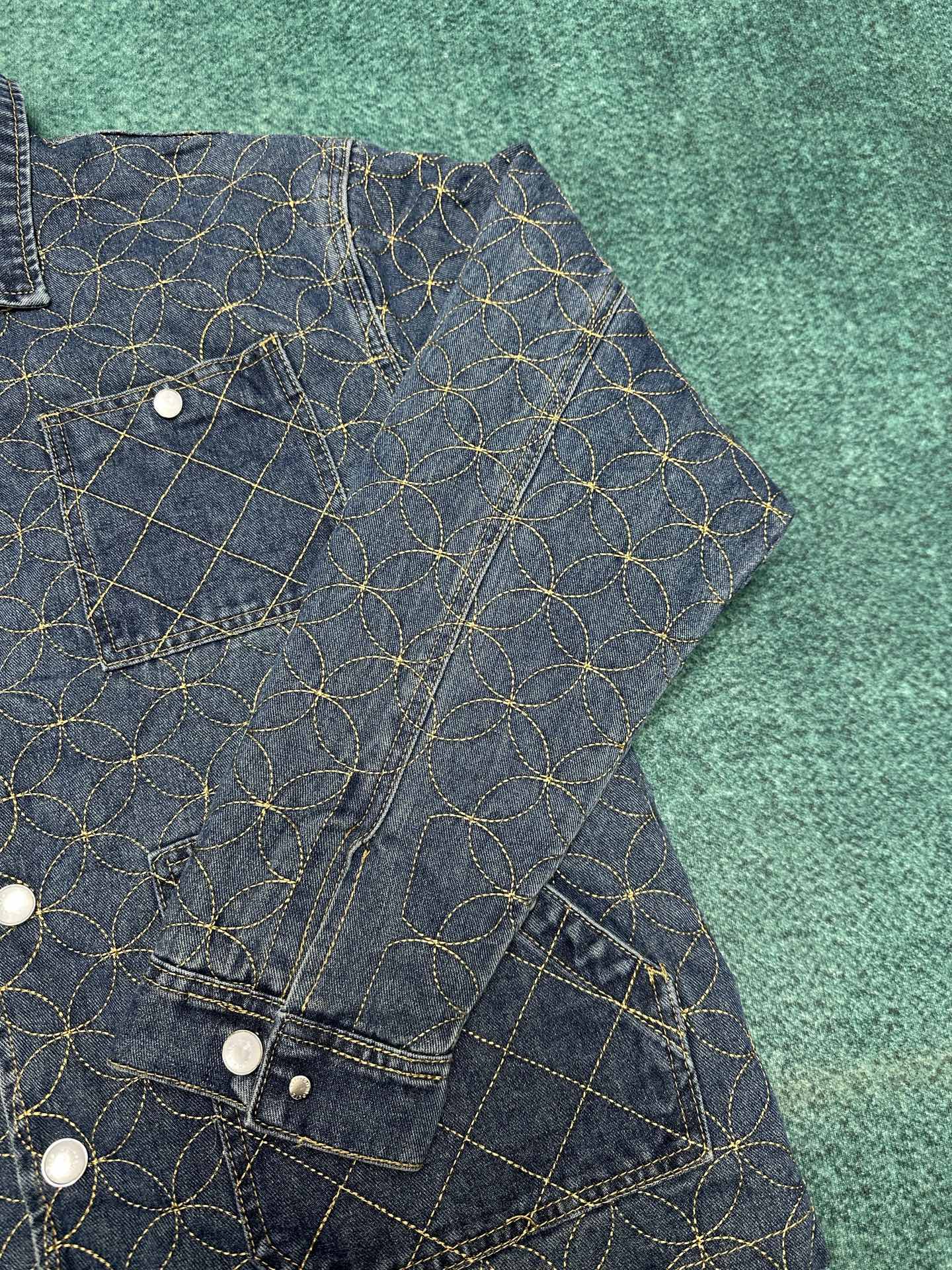 驴家 25ss新款牛仔工装束腰夹克出自 2025 秋冬秀场 Pharrell Williams 与 Ni