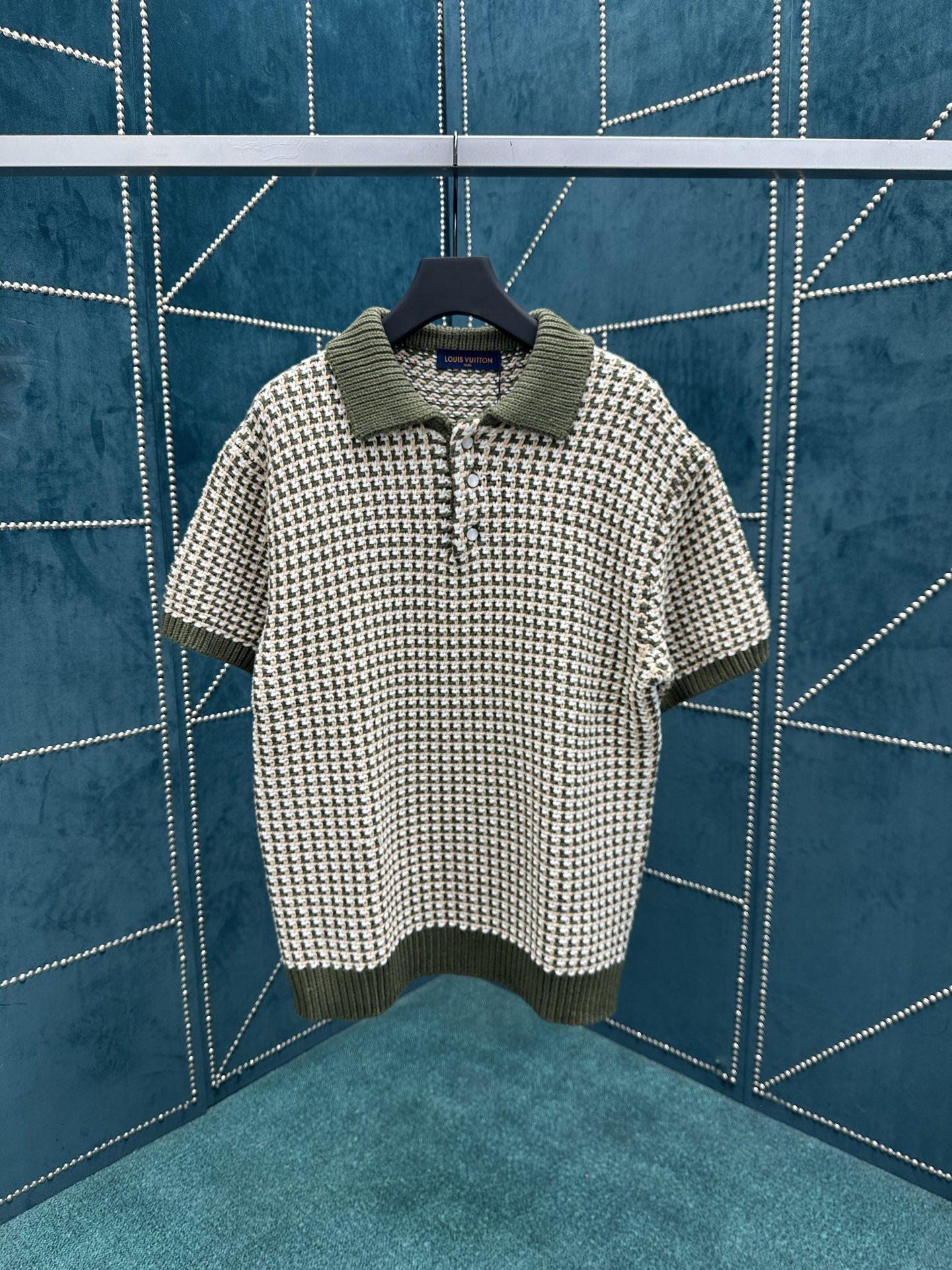 NO:524946,Donkey 25ss new show style color-blocked jacquard knitted short-sleeved POLO shirt, same style for men and women, higher version, S.M.L.XL.,,louis vuitton,louis vuitton,T-shirt,alexander wang19860909驴家 25ss新款秀款拼色提花针织短袖POLO衫 男女同款 高版本 码数S.M.L.XL.,,louis vuitton,louis vuitton,T-shirt,alexander wang,Men's clothing