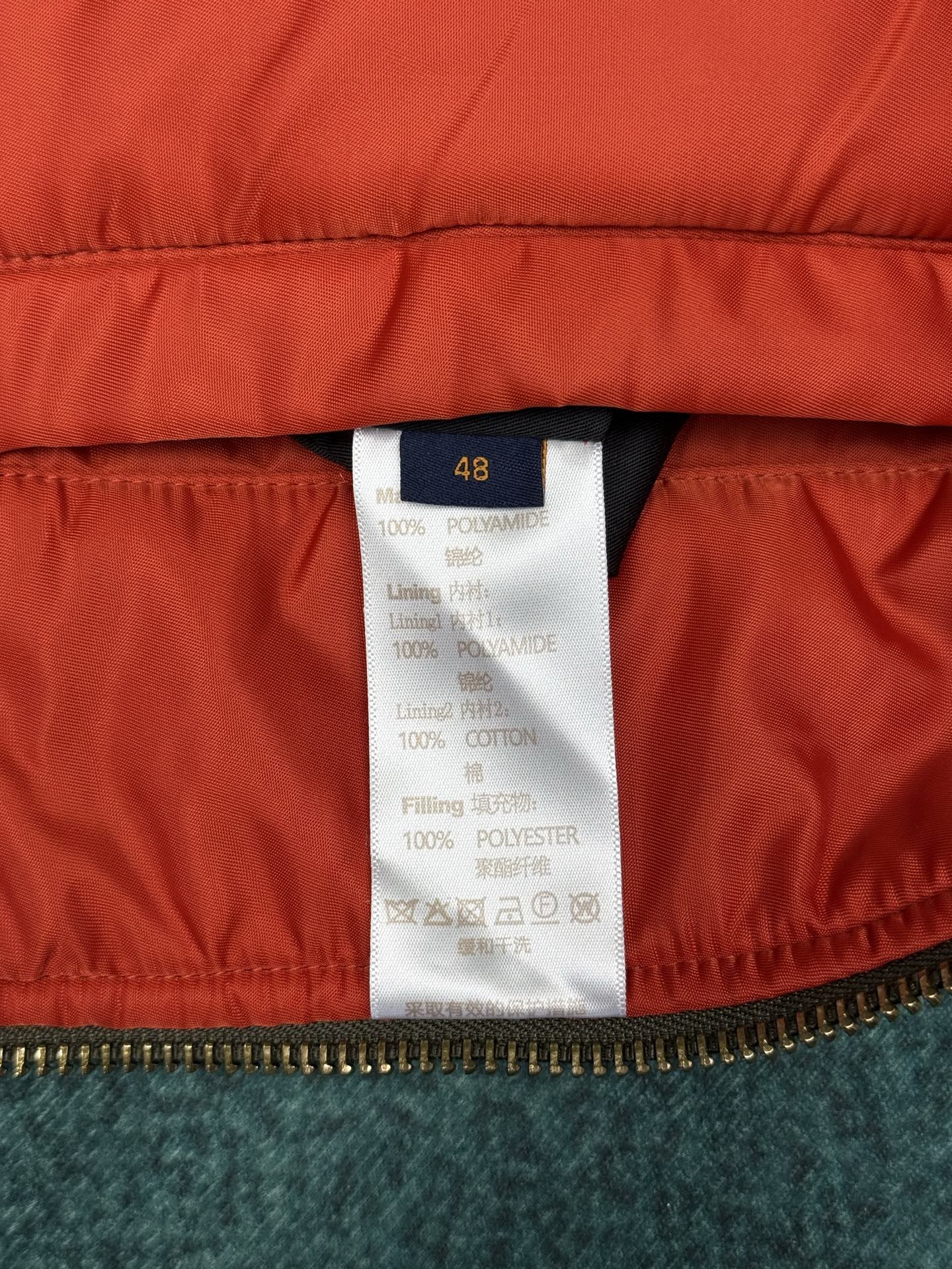 驴家 25ss新款短款飞行员夹克本款锦纶飞行员夹克以短款剪裁亮相 Pharrell Williams 和