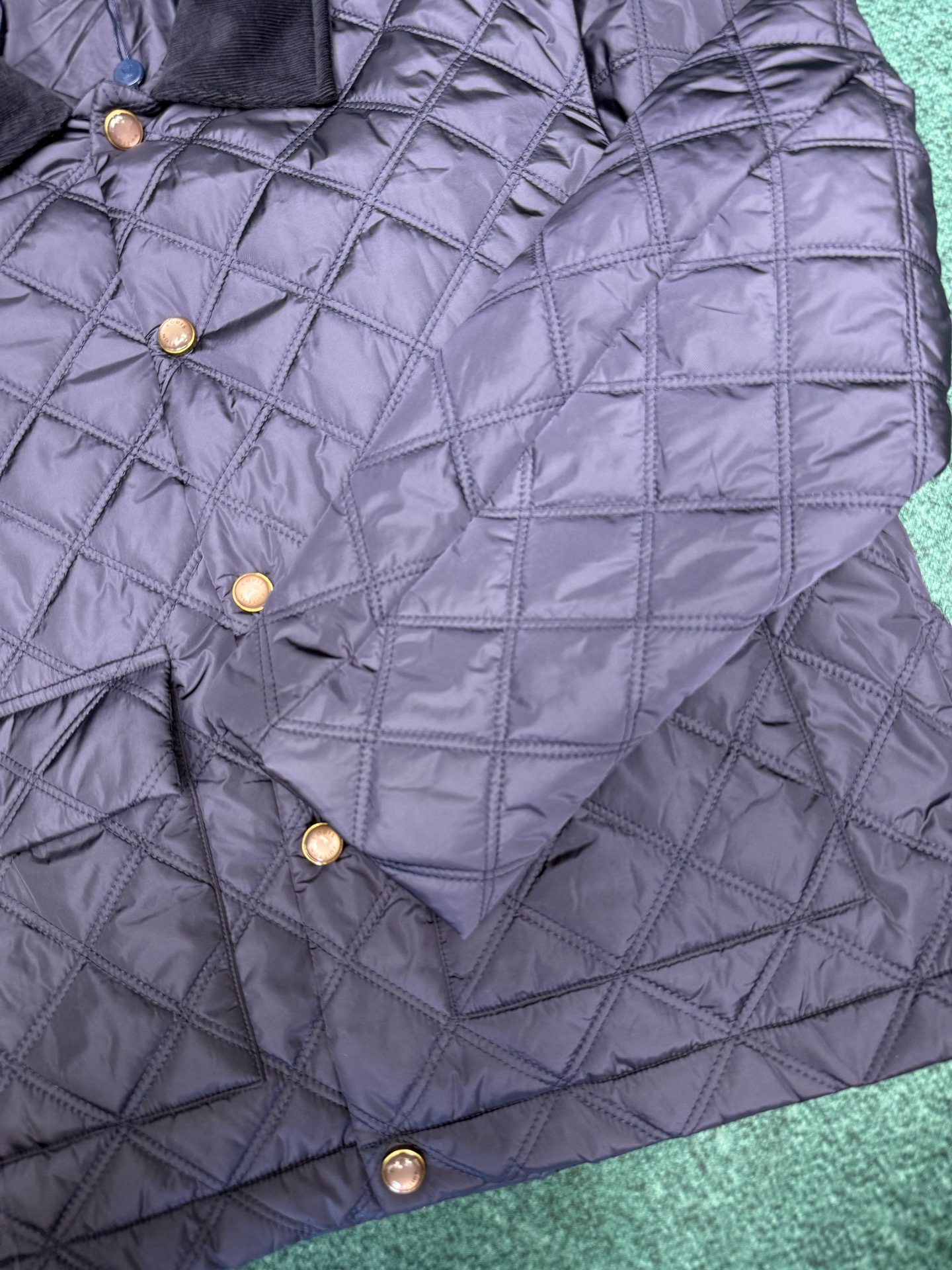 驴家 25ss新款本绗缝夹克 饰有经典纽扣 下摆有口袋 高版本 码数：S.M.L.XL.