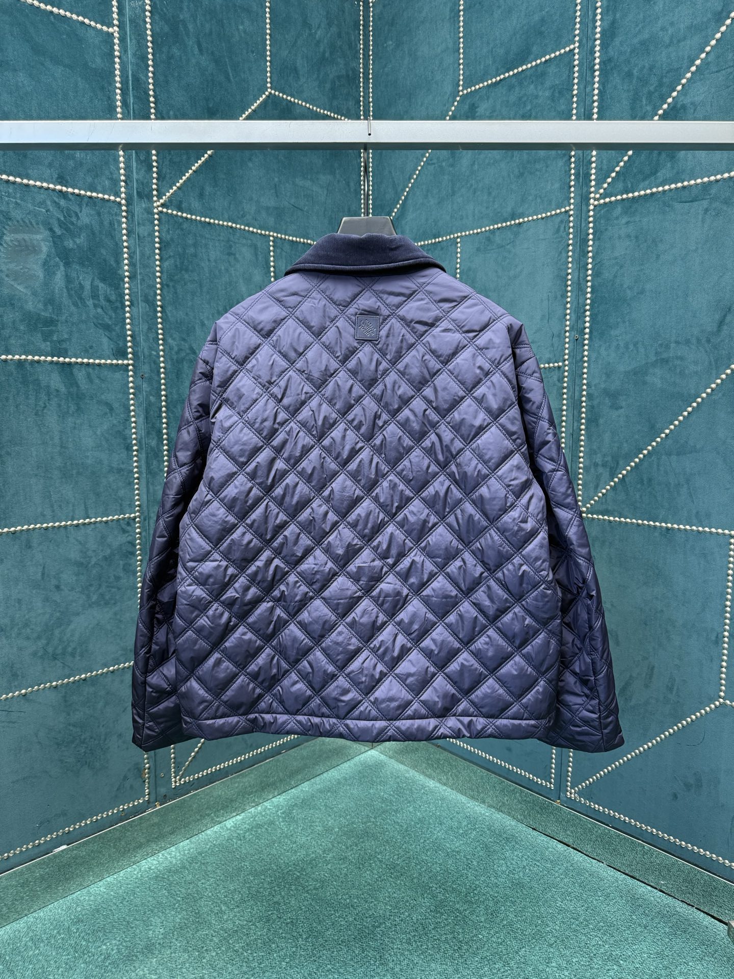 驴家 25ss新款本绗缝夹克 饰有经典纽扣 下摆有口袋 高版本 码数：S.M.L.XL.