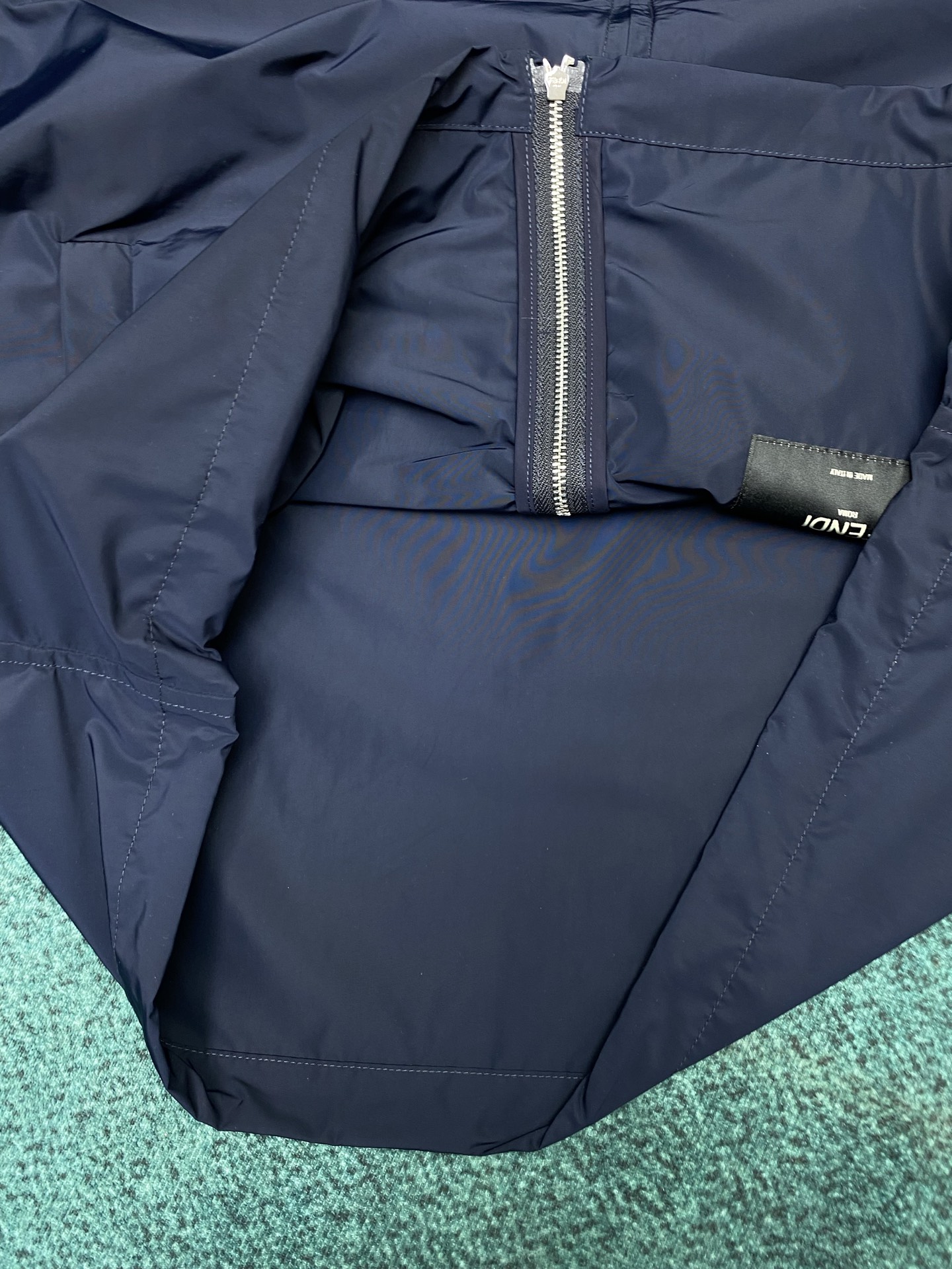 芬迪 25ss新款纯色拉链连帽长袖夹克外套 男款 蓝色 高版本 码数：46.48.50.52.54.