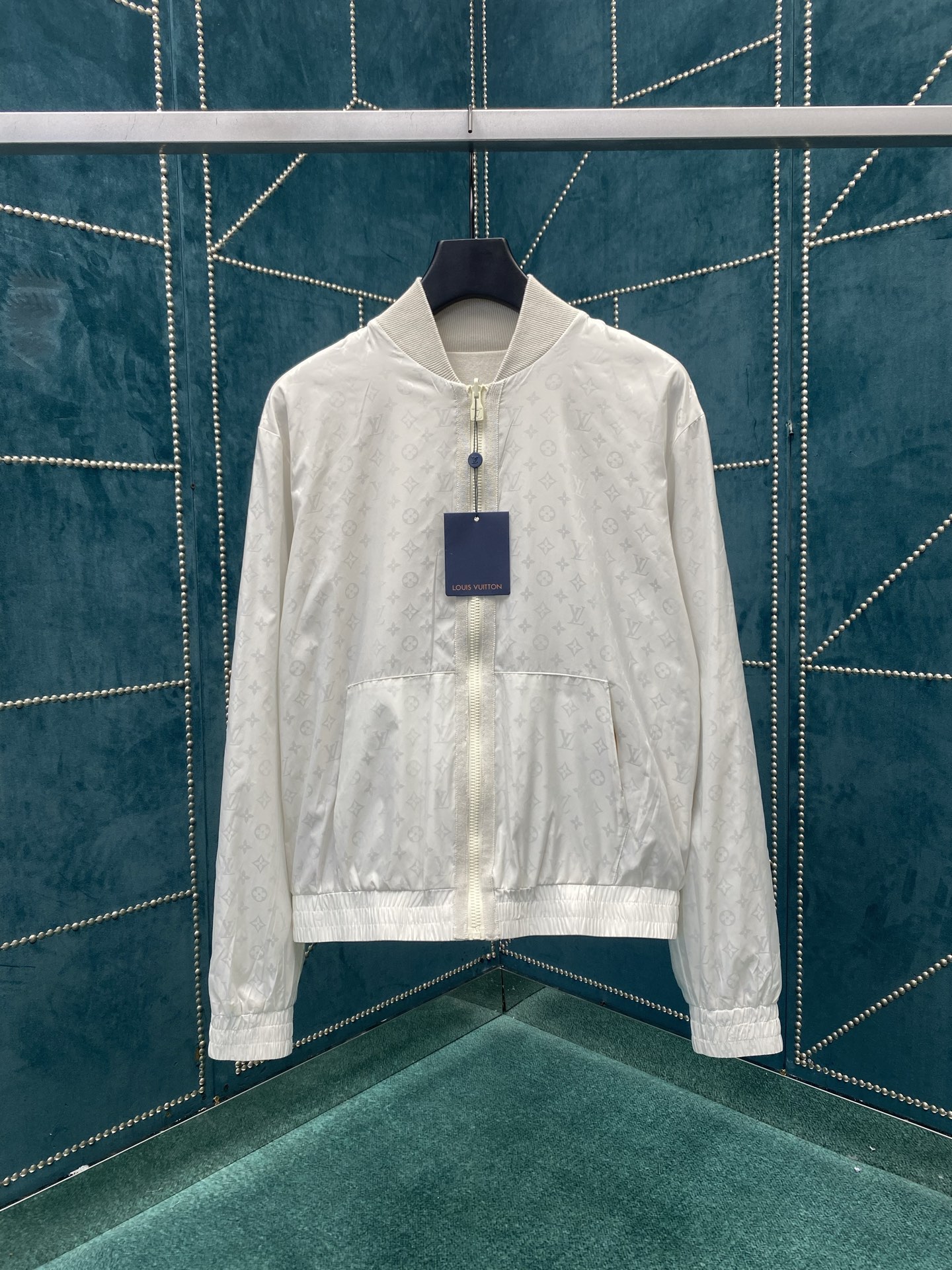 驴家 25ss新款早秋男士系列 双面轻质拉链长袖飞行员夹克外套 男款 白色 高版本 码数：S.M.L.X