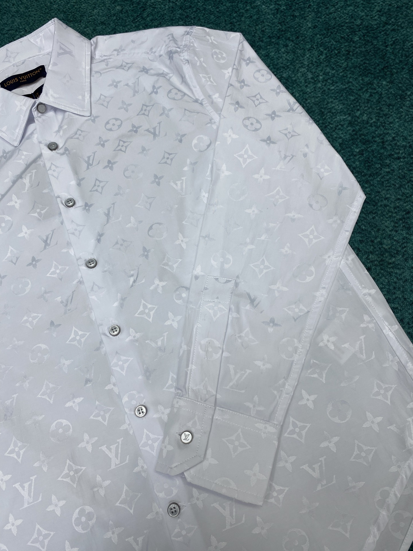 驴家 25ss新款满印白色衬衫 高版本 码数：S.M.L.XL.