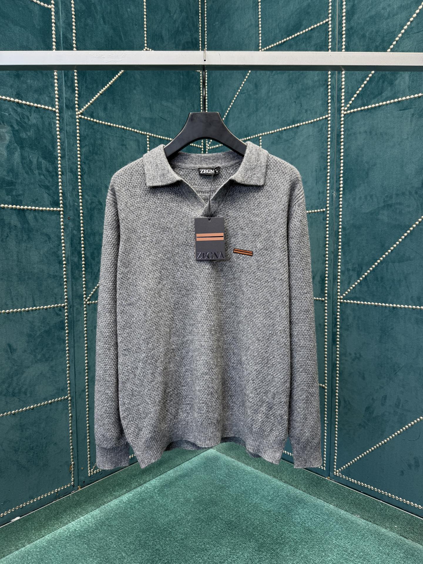 NO:540864,Zegna 25ss new solid color polo sweater with brown embroidery on the chest. High-version 48.50.52.54.56.,zegna,sweaters,alexander wang19860909杰尼亚25ss新款纯色polo毛衣胸口饰有棕色刺绣 高版本 码数48.50.52.54.56.,,zegna,sweaters,alexander wang,Men's clothing