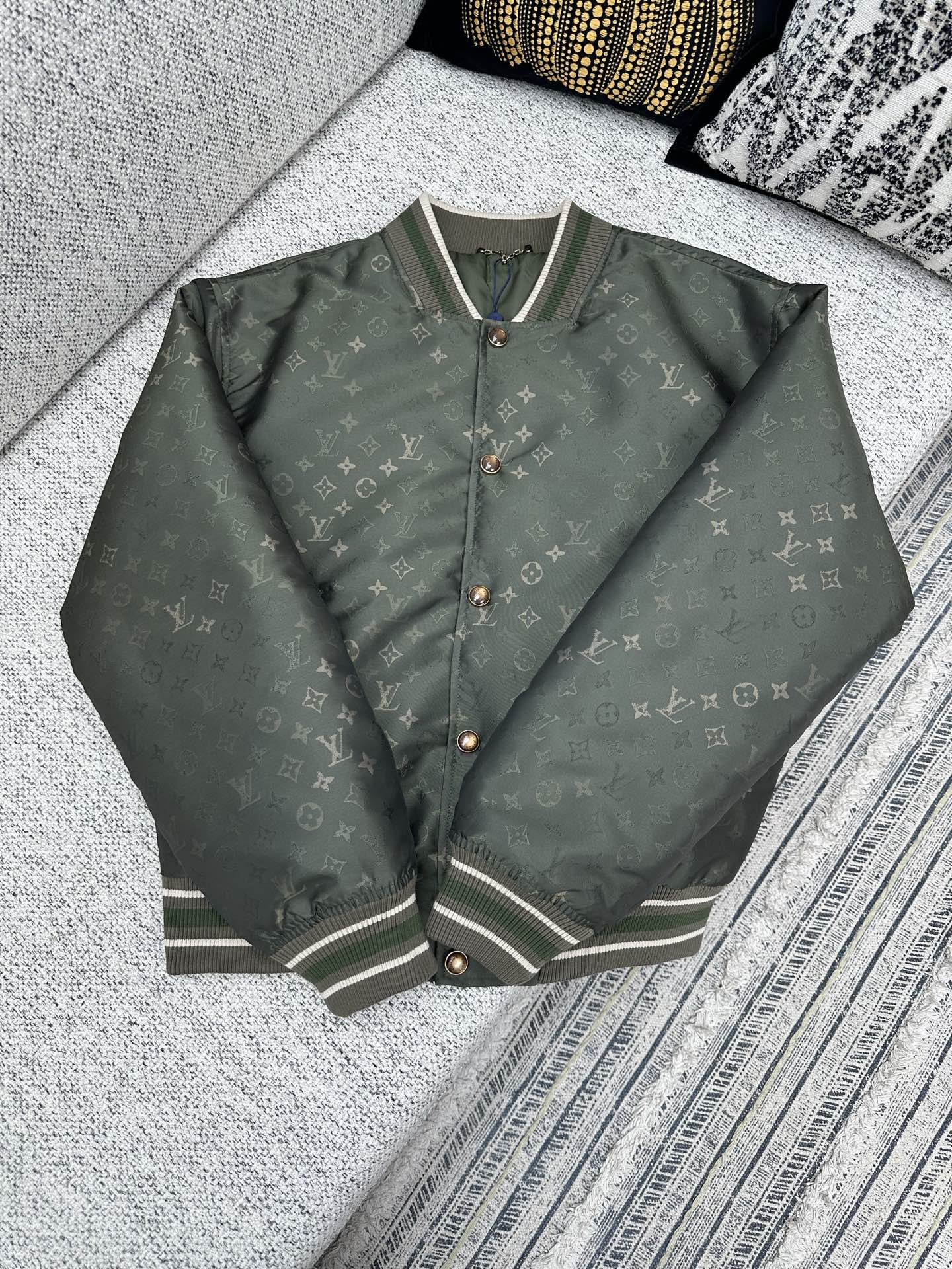 _dpQ9ssctU4vjAXh-9R0h0Huj4Oa5n0bLVAhm_LA