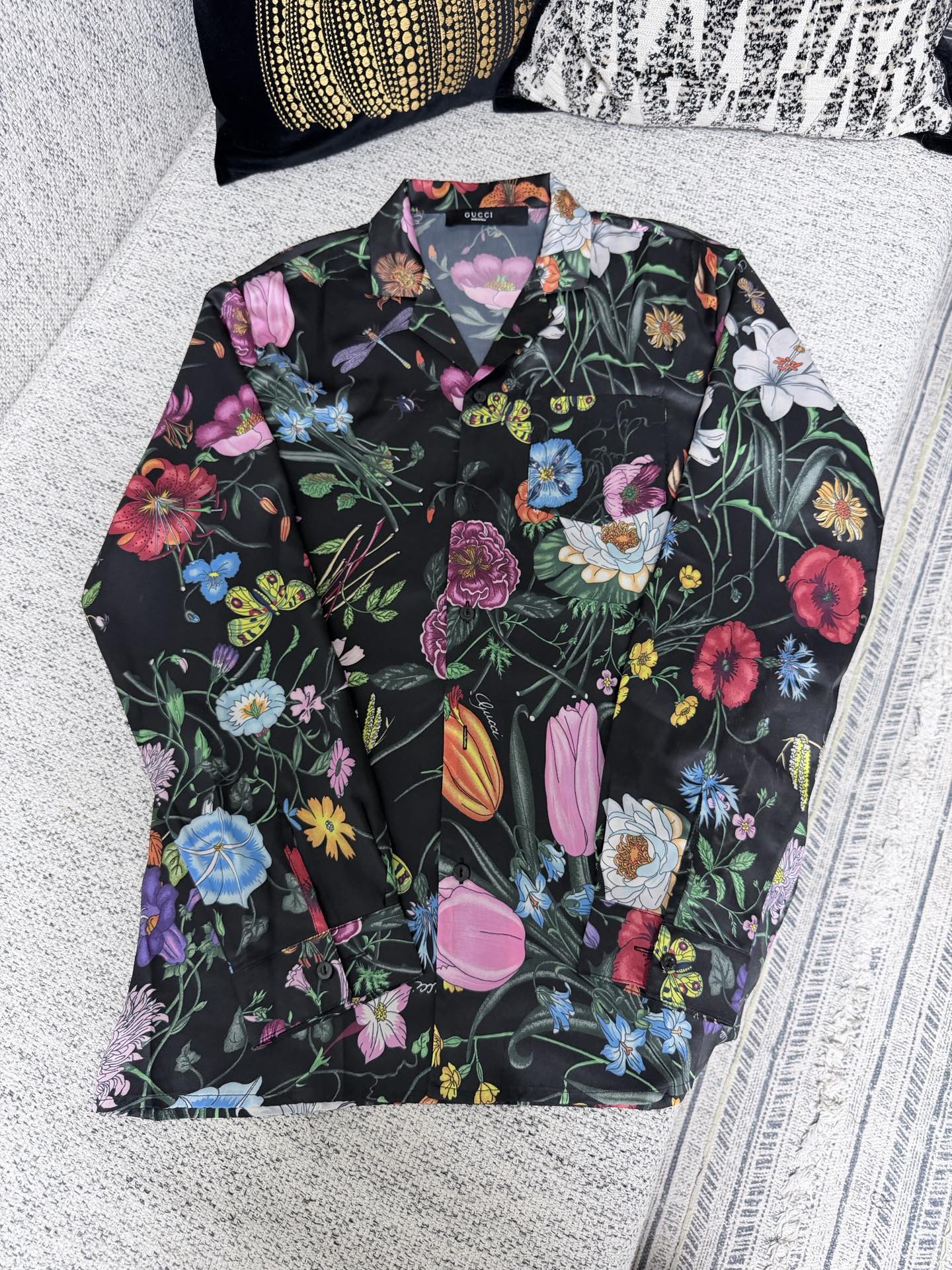 NO:757142,G's 26ss new spring and summer all-over plant and flower printed loose silkworm silk long shirt code number 46.48.50.52,,gucci,shirts,real silk,19860909G家26ss春夏新款满印植物花卉印花宽松桑蚕真丝长衬衫  码数46.48.50.52,,gucci,shirts,real silk,,Men's clothing