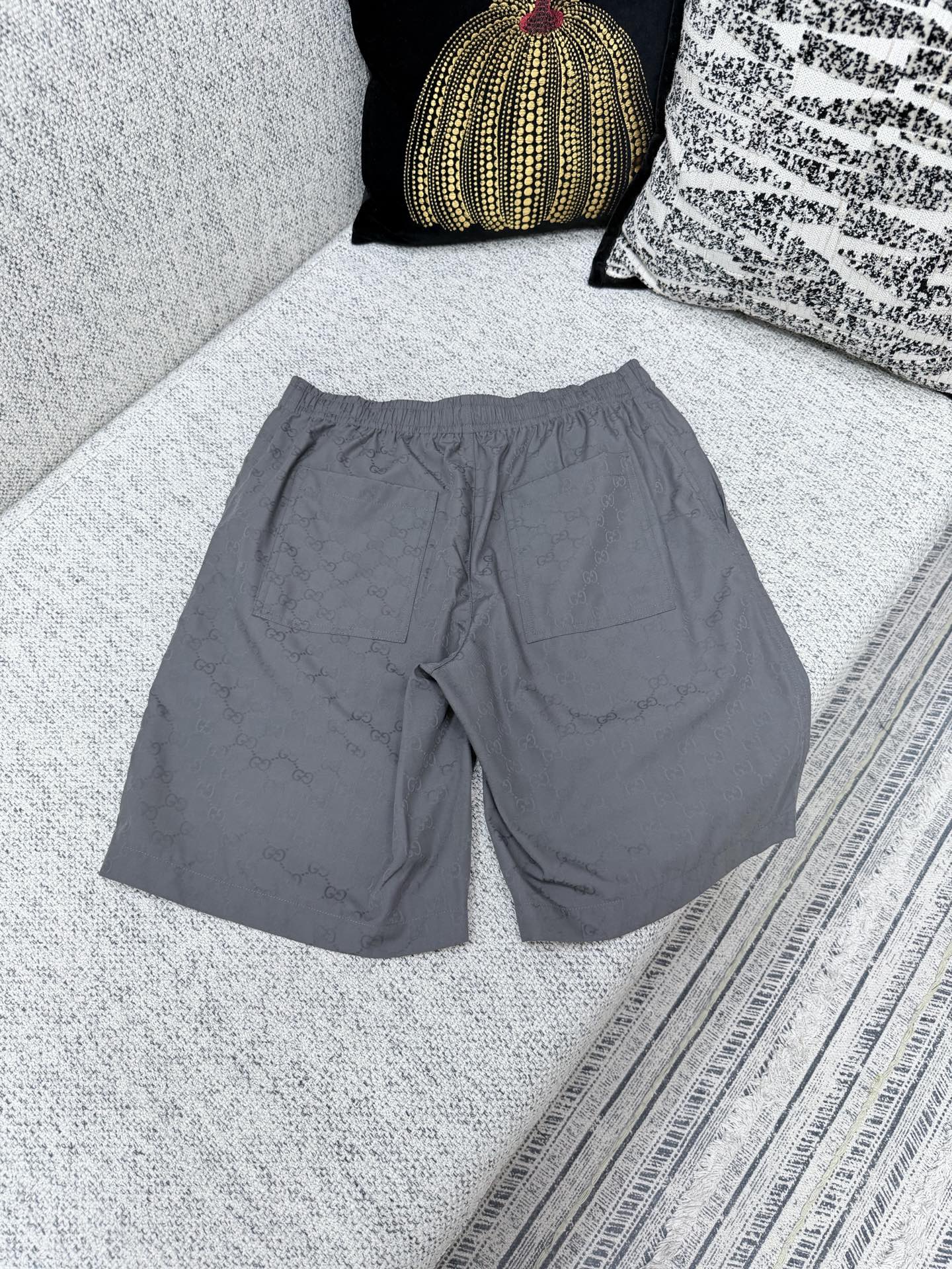 구찌 남성 반바지 131770 Gucci Shorts 썸네일 이미지