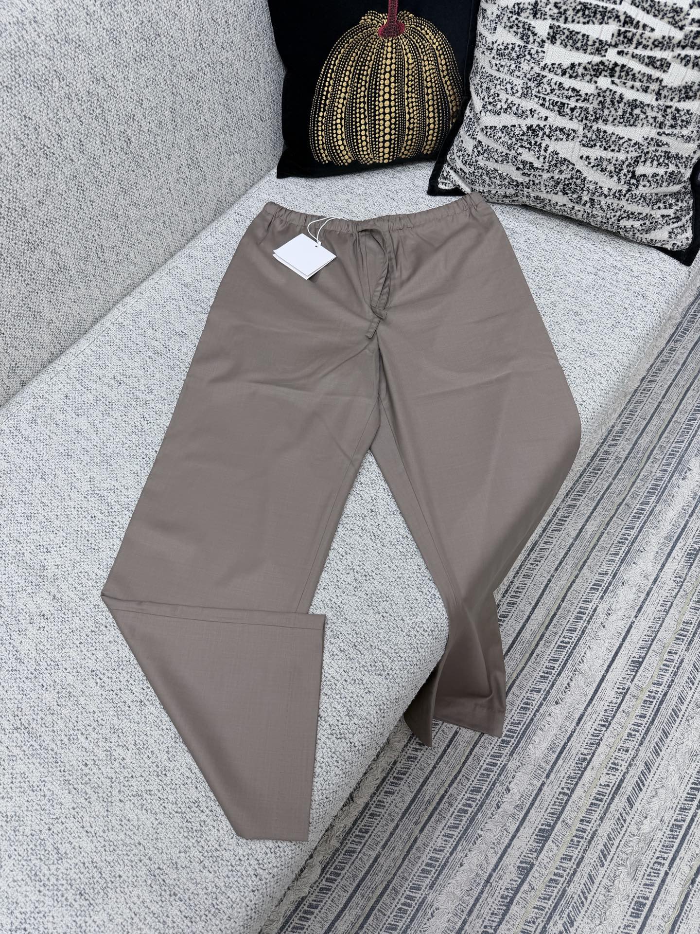 더로우 26SS 남성 바지 131774 The Row Pants