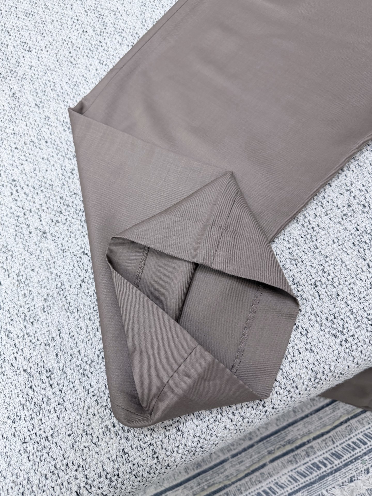 더로우 26SS 남성 바지 131774 The Row Pants 썸네일 이미지