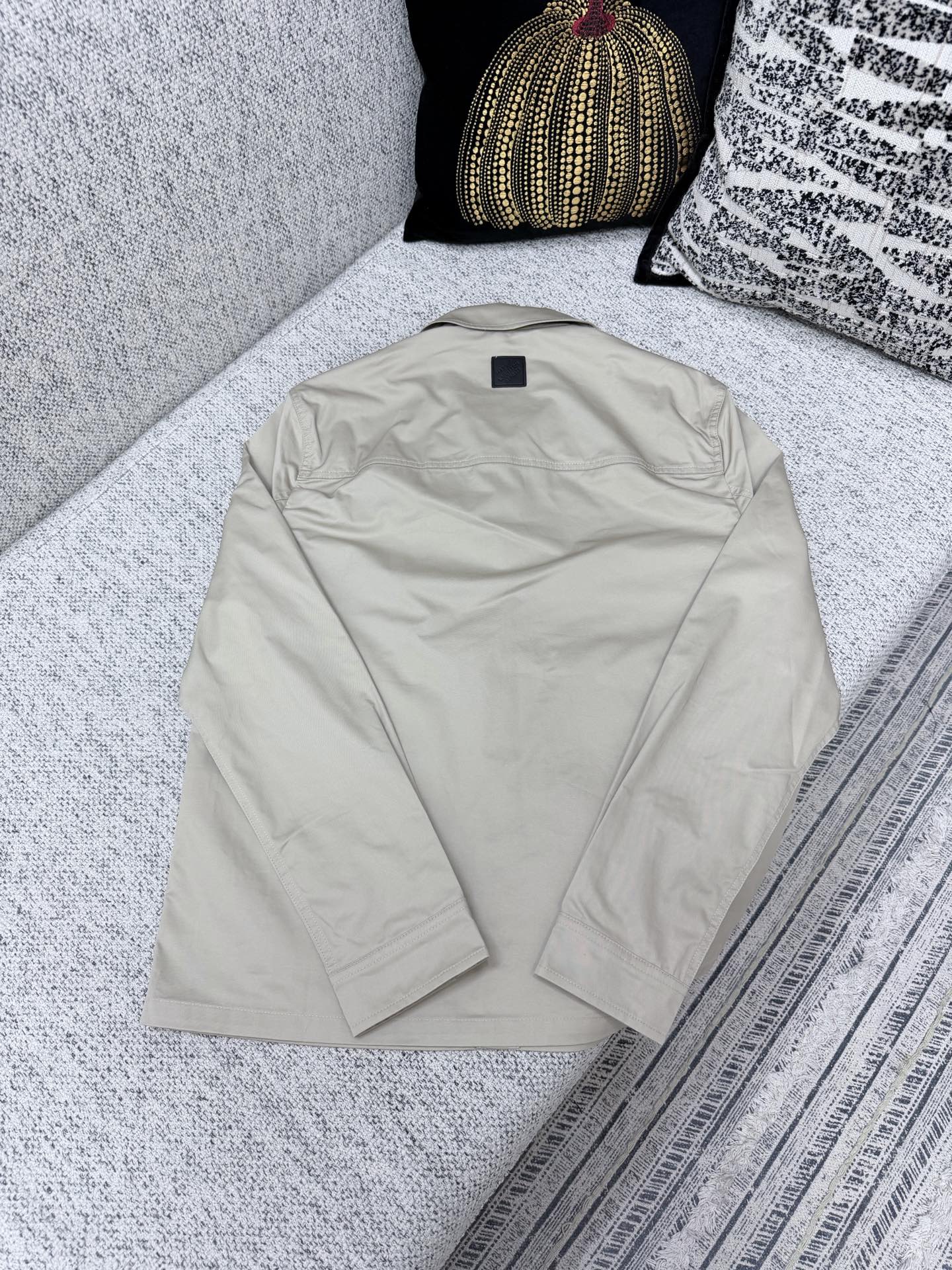 루이비통 26SS 남성 자켓 131766 Louis Vuitton Jacket 썸네일 이미지