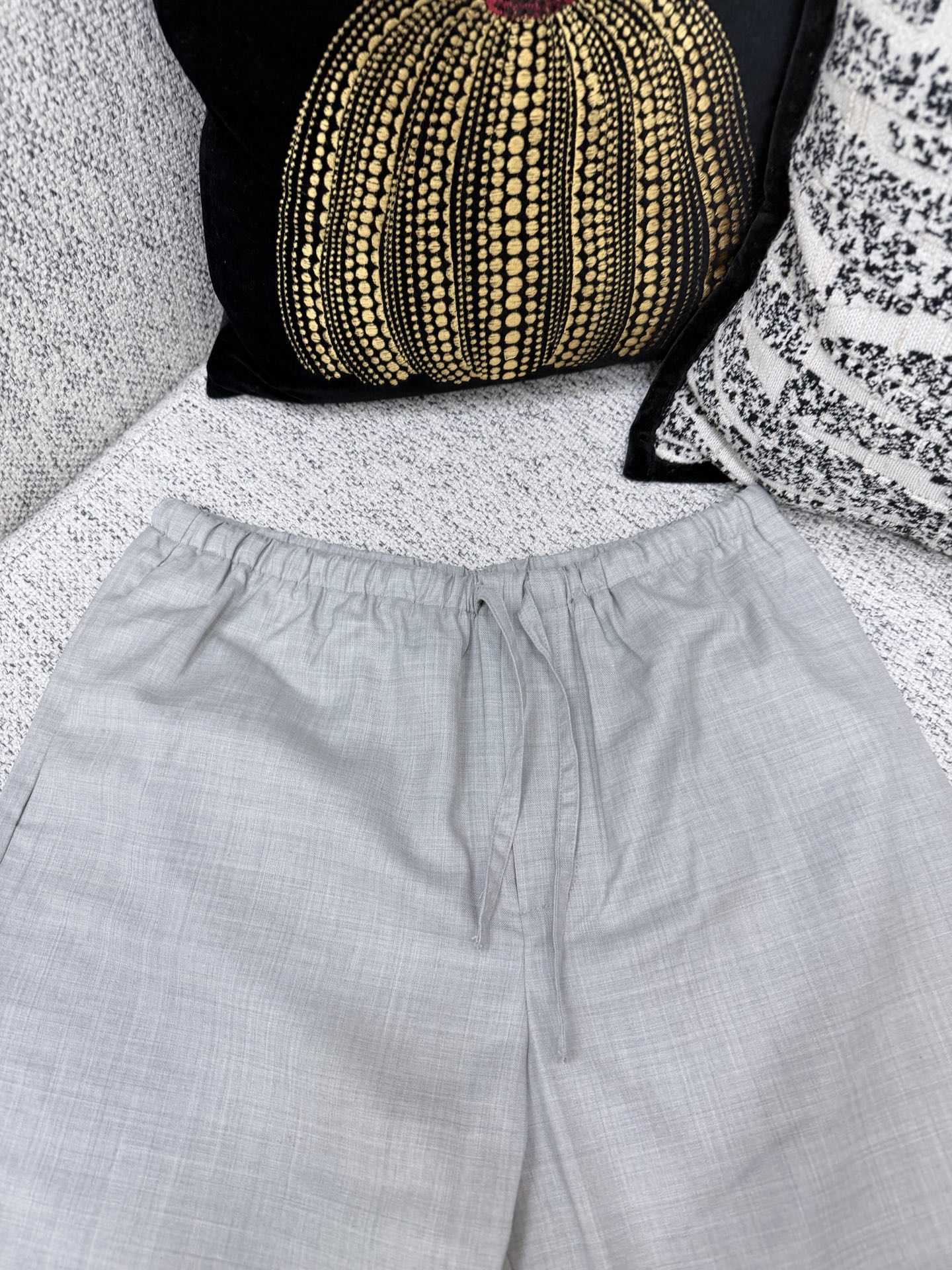 더로우 26SS 남성 바지 131775 The Row Pants 썸네일 이미지