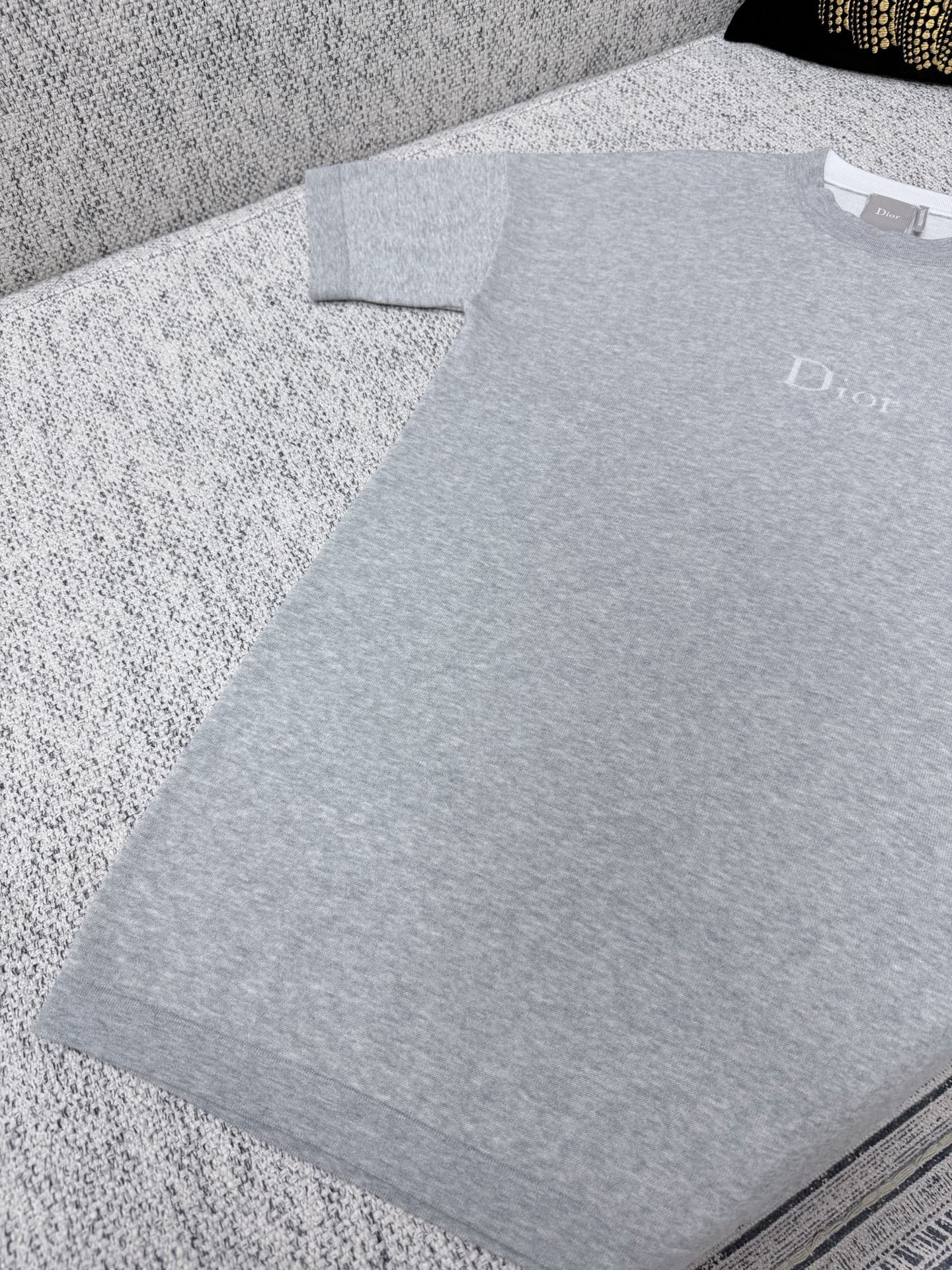 디올 26SS 남성 반팔 131765 Dior T Shirt 썸네일 이미지