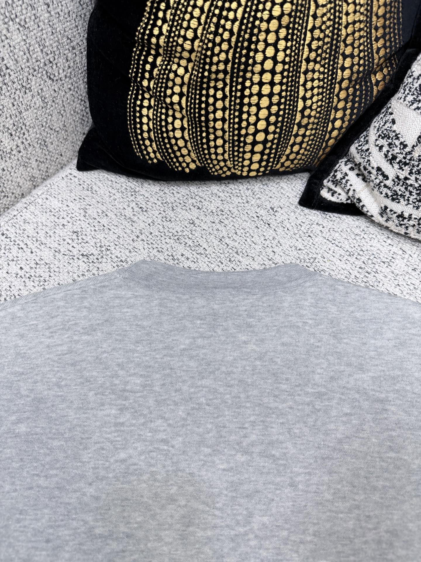 디올 26SS 남성 반팔 131765 Dior T Shirt 썸네일 이미지