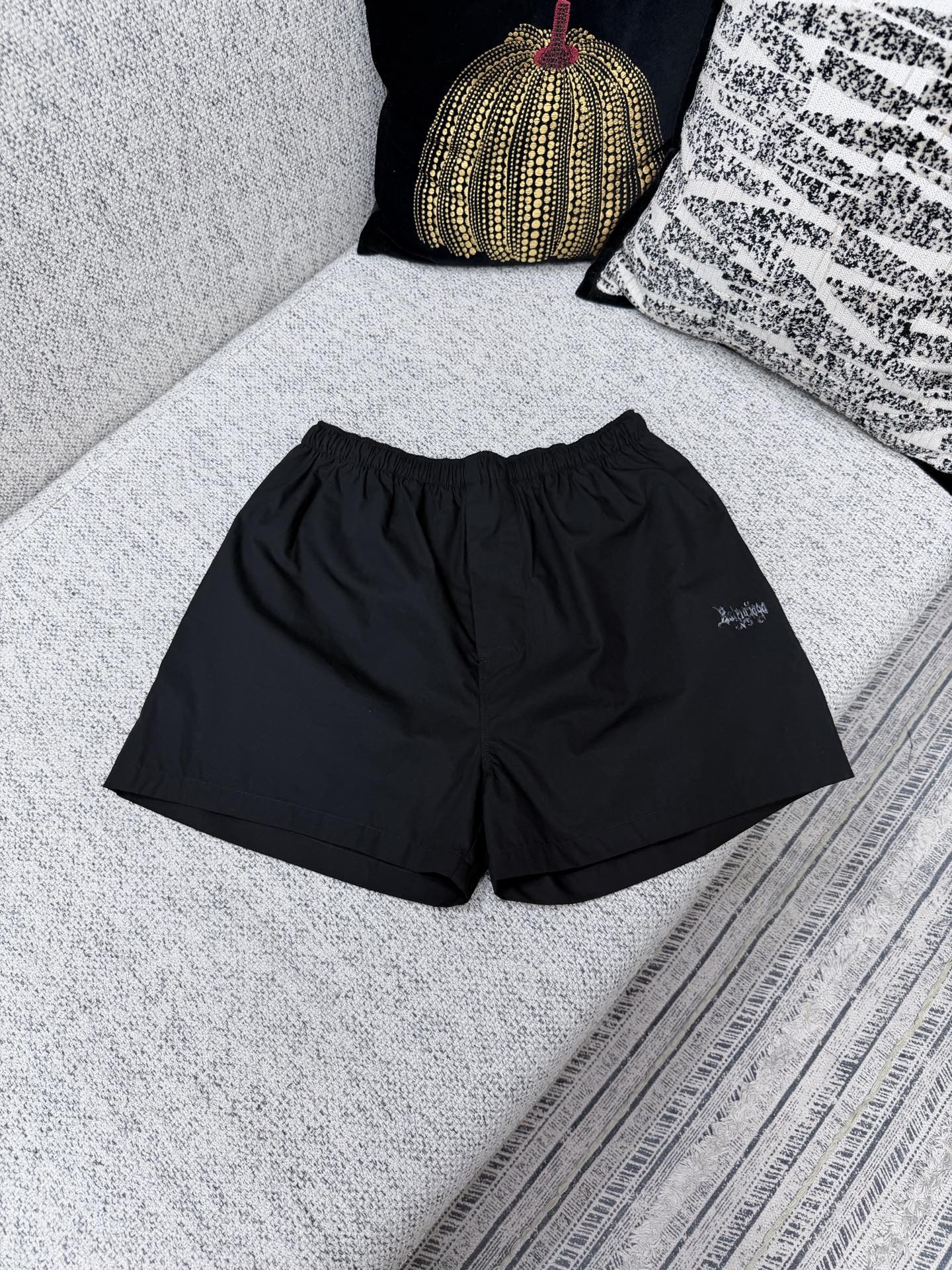 발렌시아가 26SS 남성 반바지 131764 Balenciaga Shorts