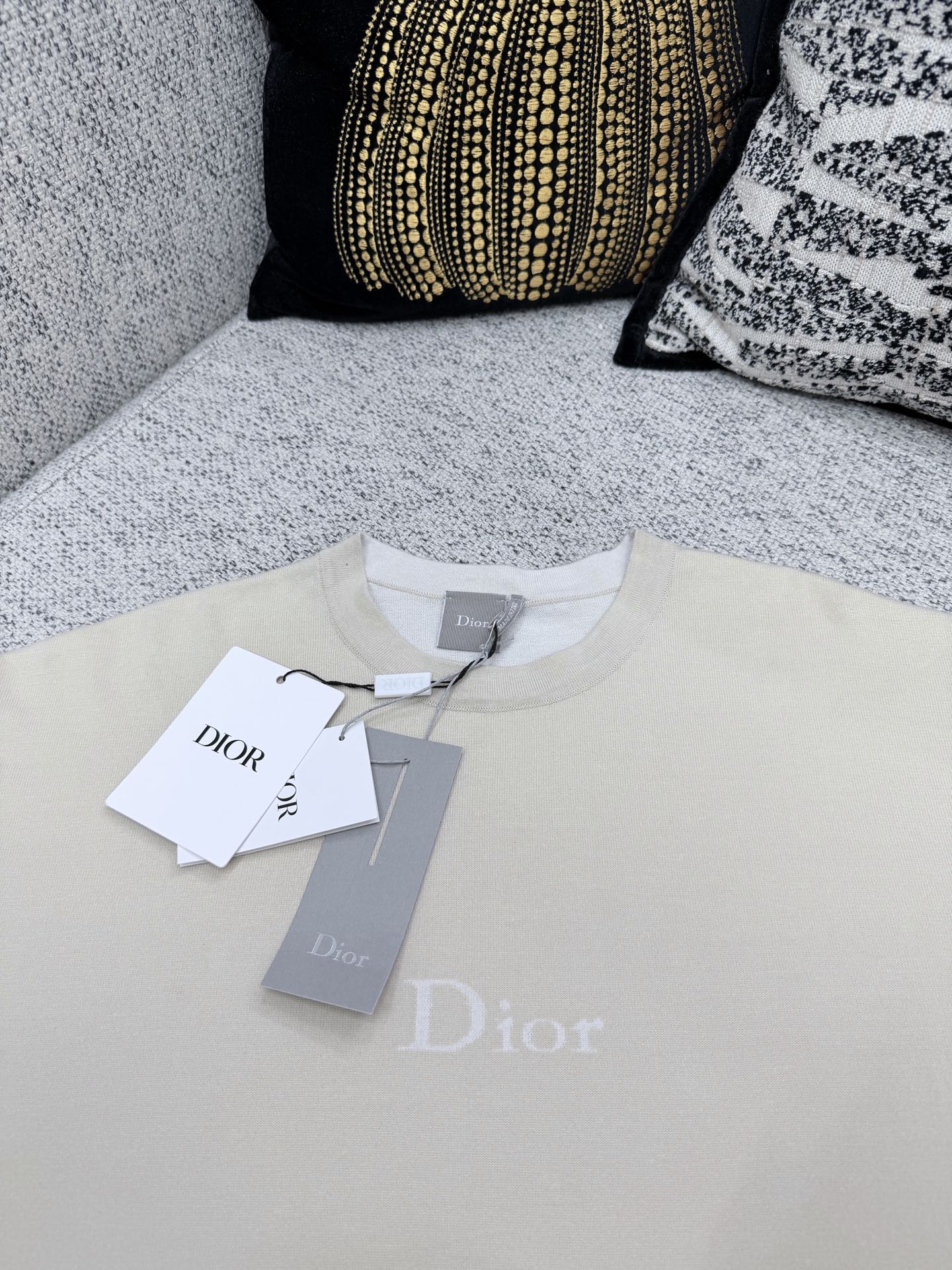 디올 26SS 남성 반팔 131748 Dior T Shirt 썸네일 이미지