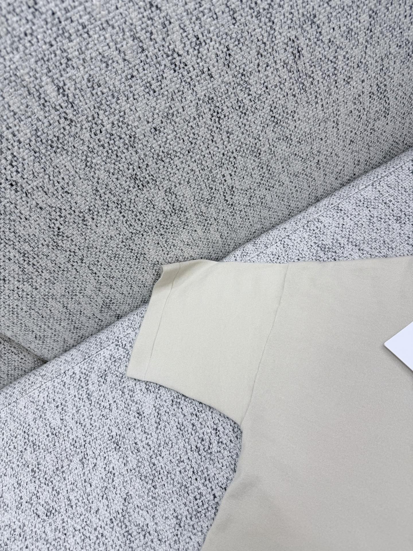 디올 26SS 남성 반팔 131748 Dior T Shirt 썸네일 이미지