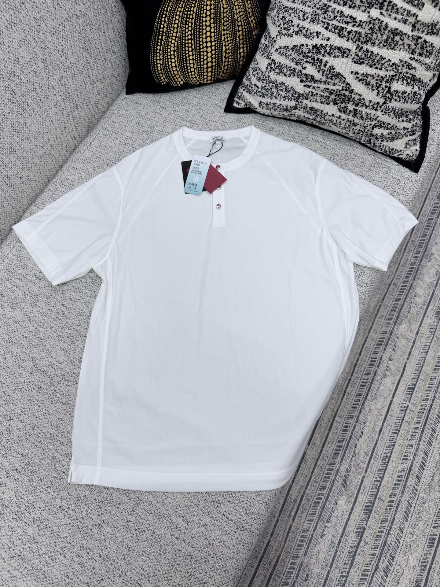 키톤 26SS 남성 반팔 131740 Kiton T Shirt 썸네일 이미지