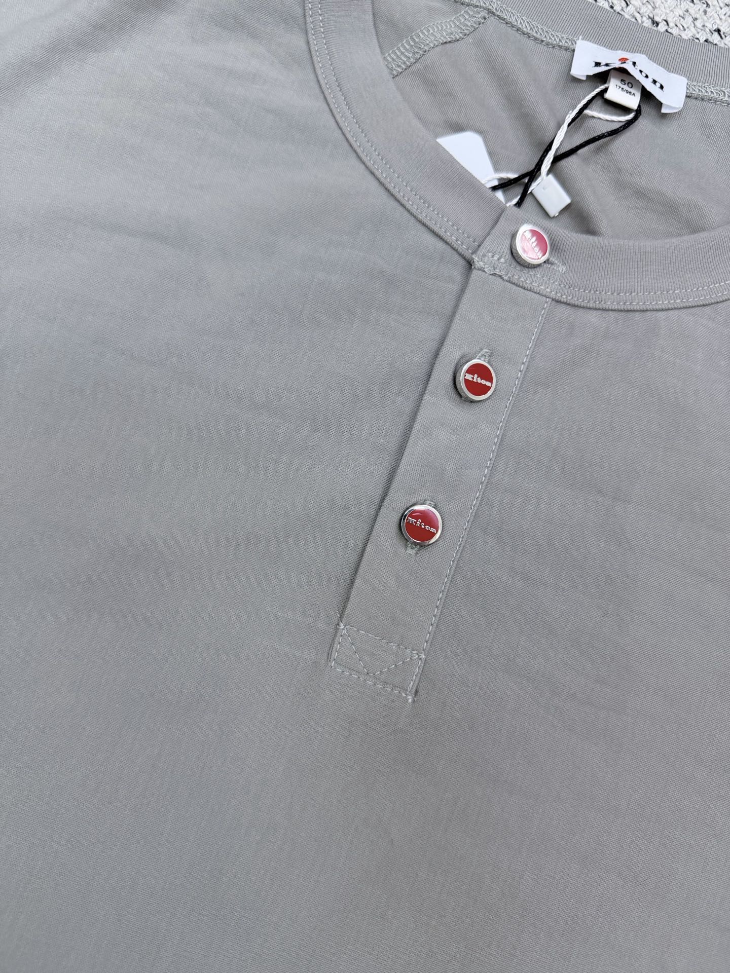 키톤 26SS 남성 반팔 131738 Kiton T Shirt 썸네일 이미지