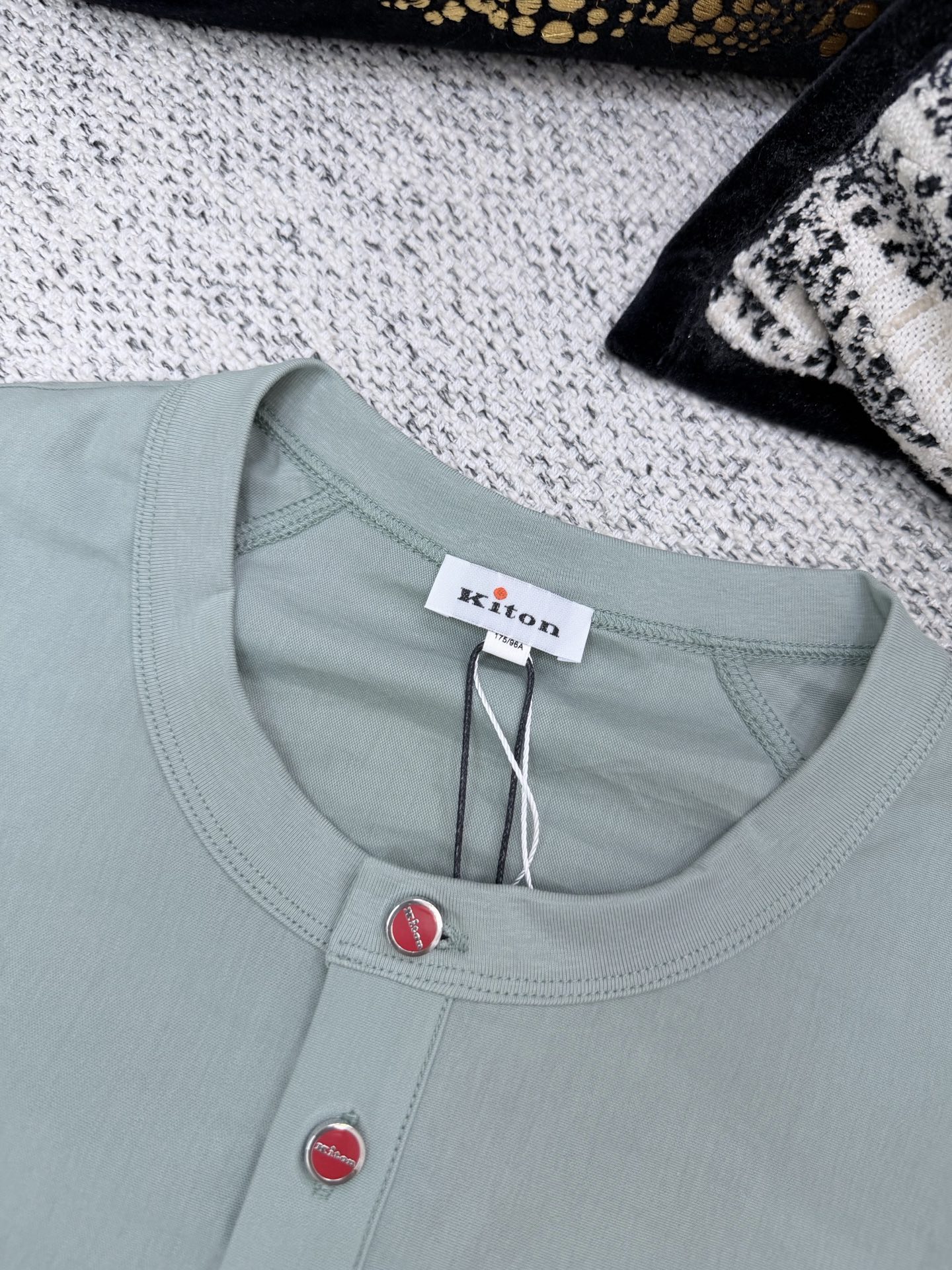키톤 26SS 남성 반팔 131737 Kiton T Shirt 썸네일 이미지