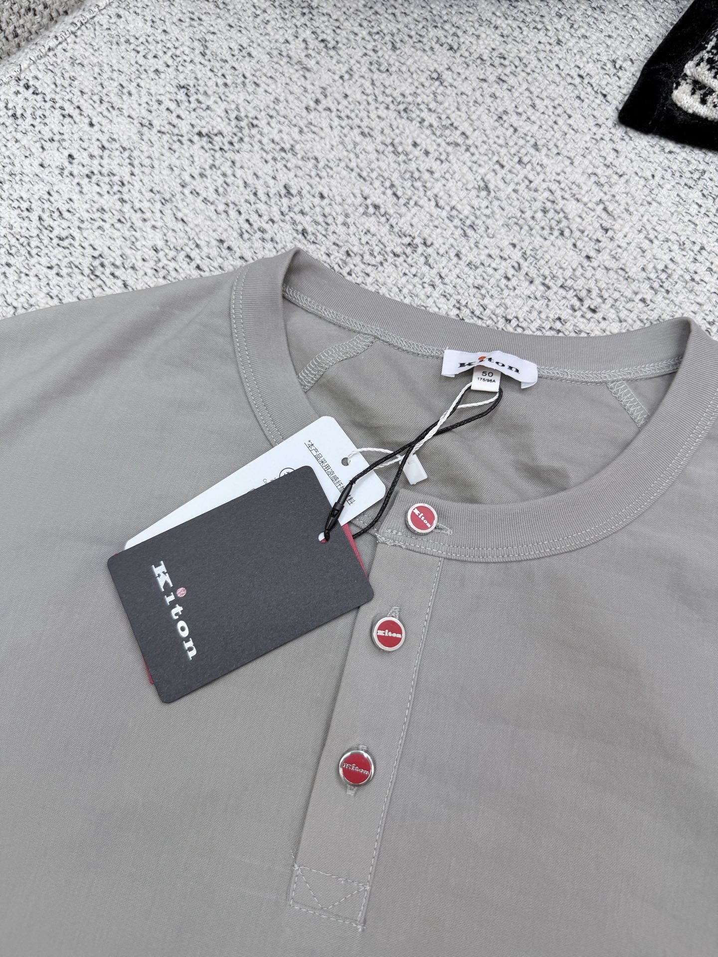 키톤 26SS 남성 반팔 131738 Kiton T Shirt 썸네일 이미지