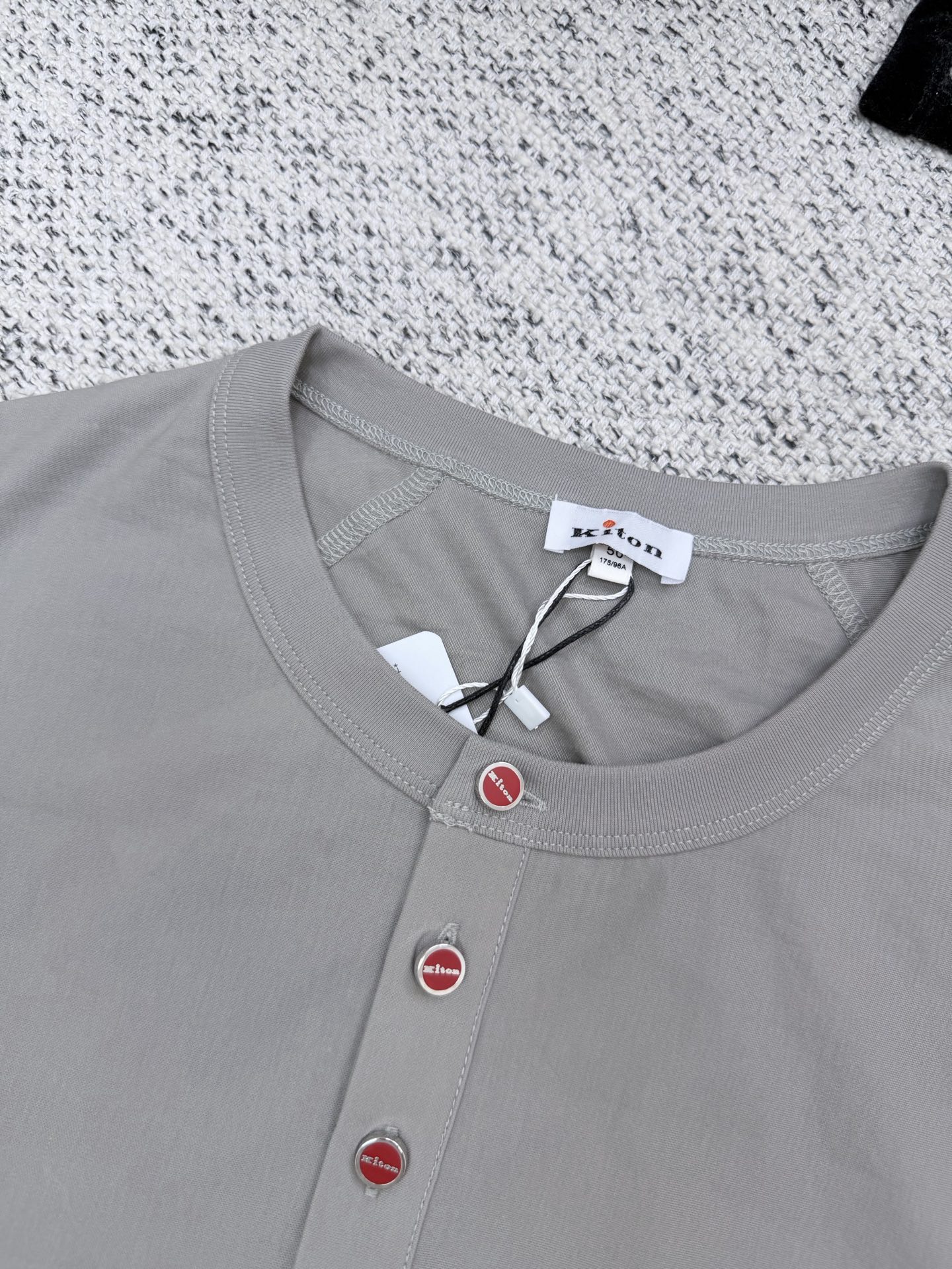 키톤 26SS 남성 반팔 131738 Kiton T Shirt 썸네일 이미지