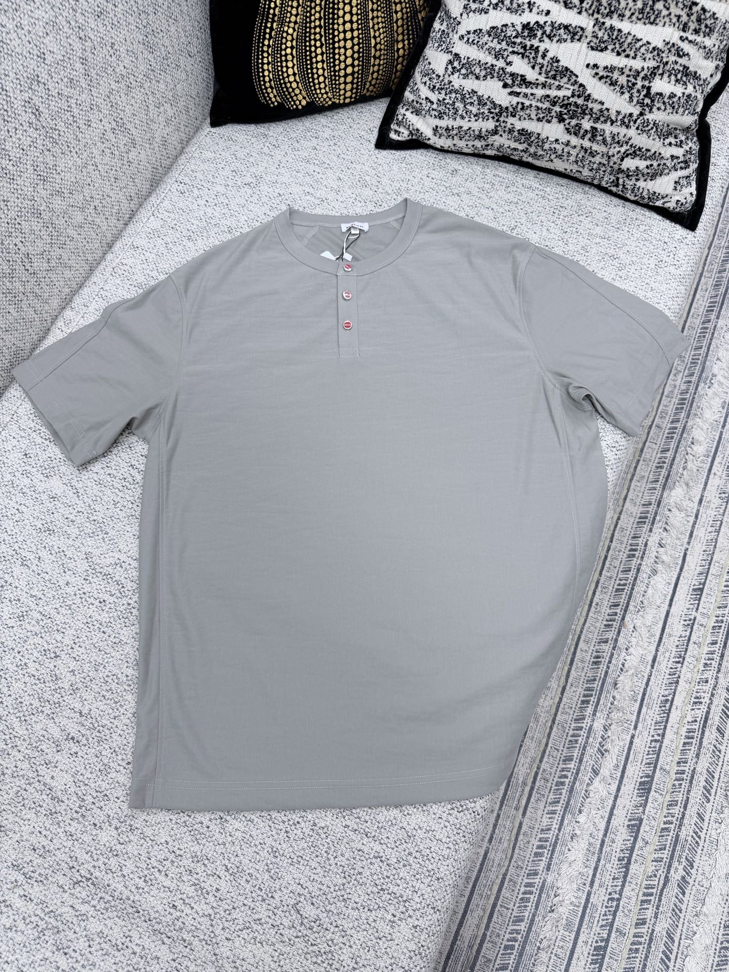 키톤 26SS 남성 반팔 131738 Kiton T Shirt 썸네일 이미지
