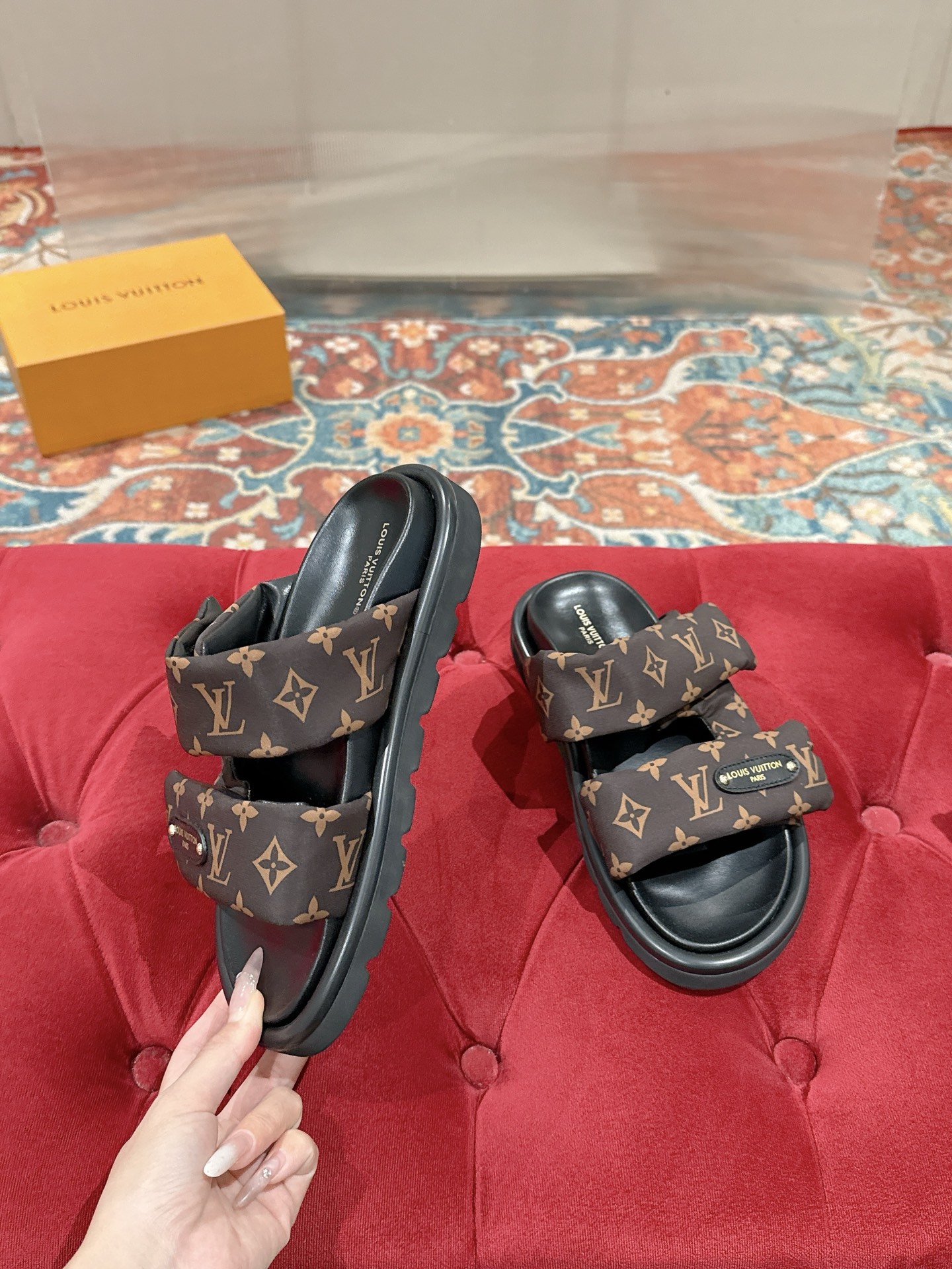 chaussures femme LV — photo 3