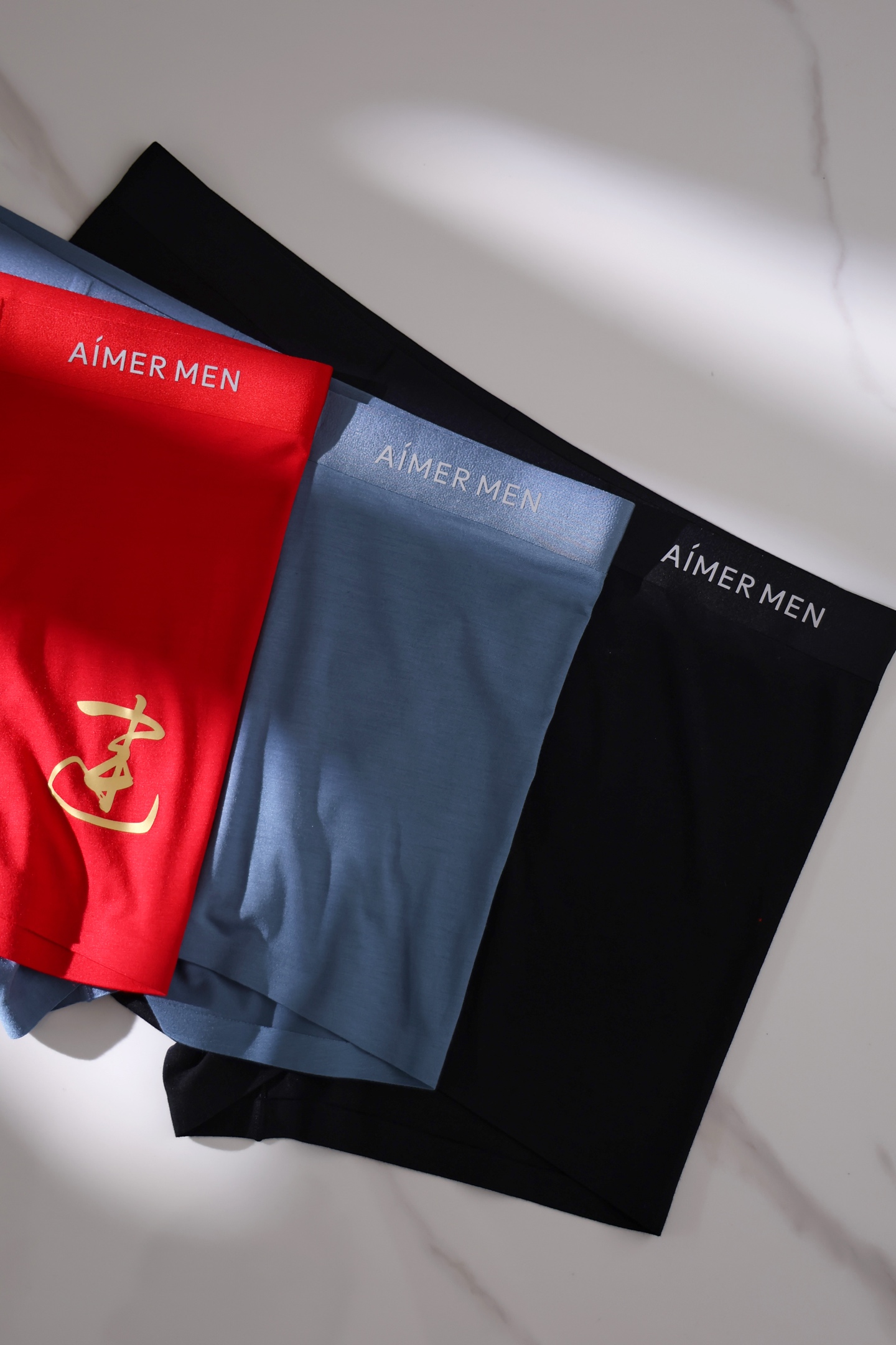 爱家新年开运系列~男士平角裤三条装91%莫代尔+9%氨纶~像第二层肌肤般温柔包裹~U型大空间前裆 更加舒