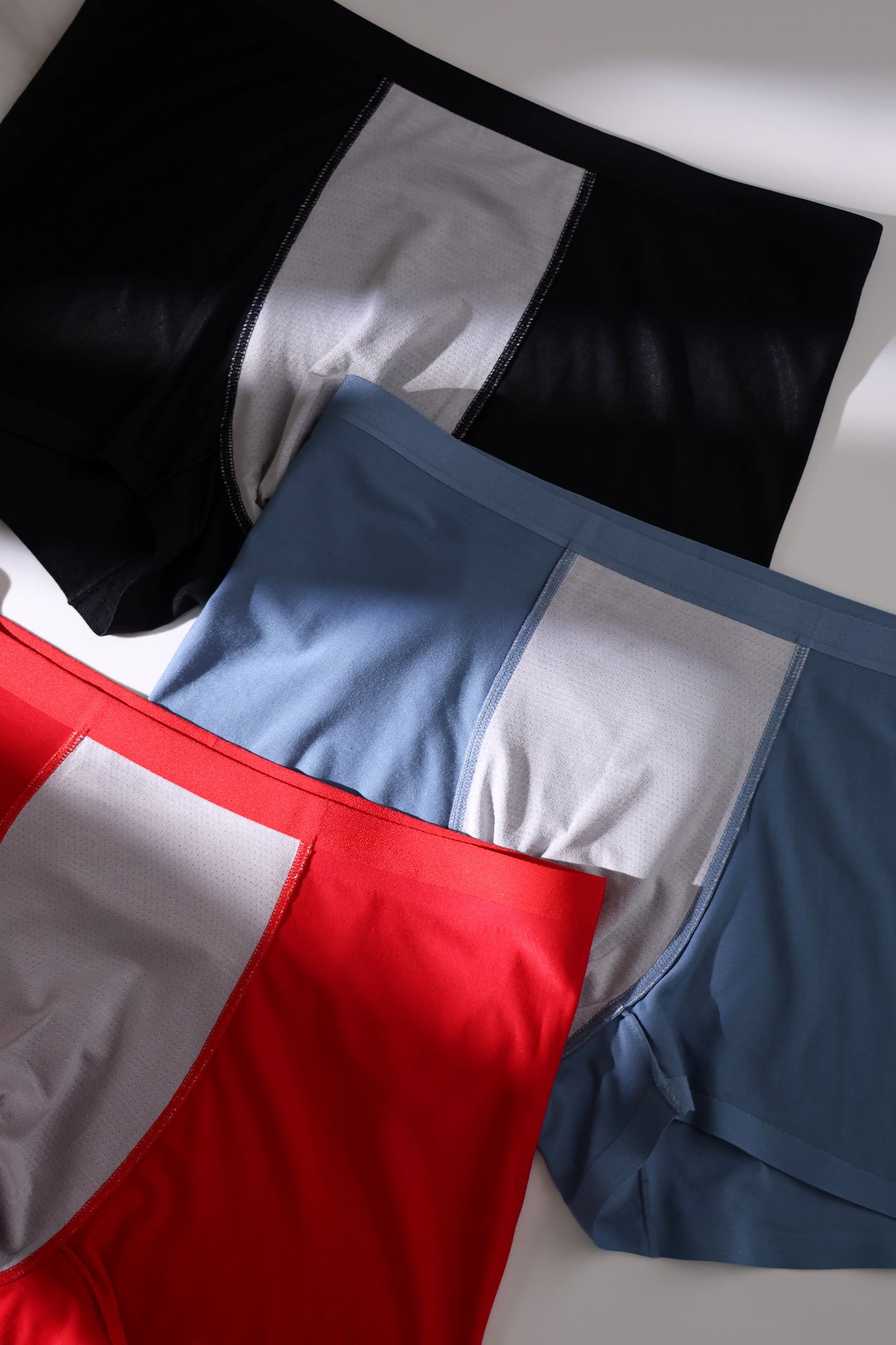 爱家新年开运系列~男士平角裤三条装91%莫代尔+9%氨纶~像第二层肌肤般温柔包裹~U型大空间前裆 更加舒